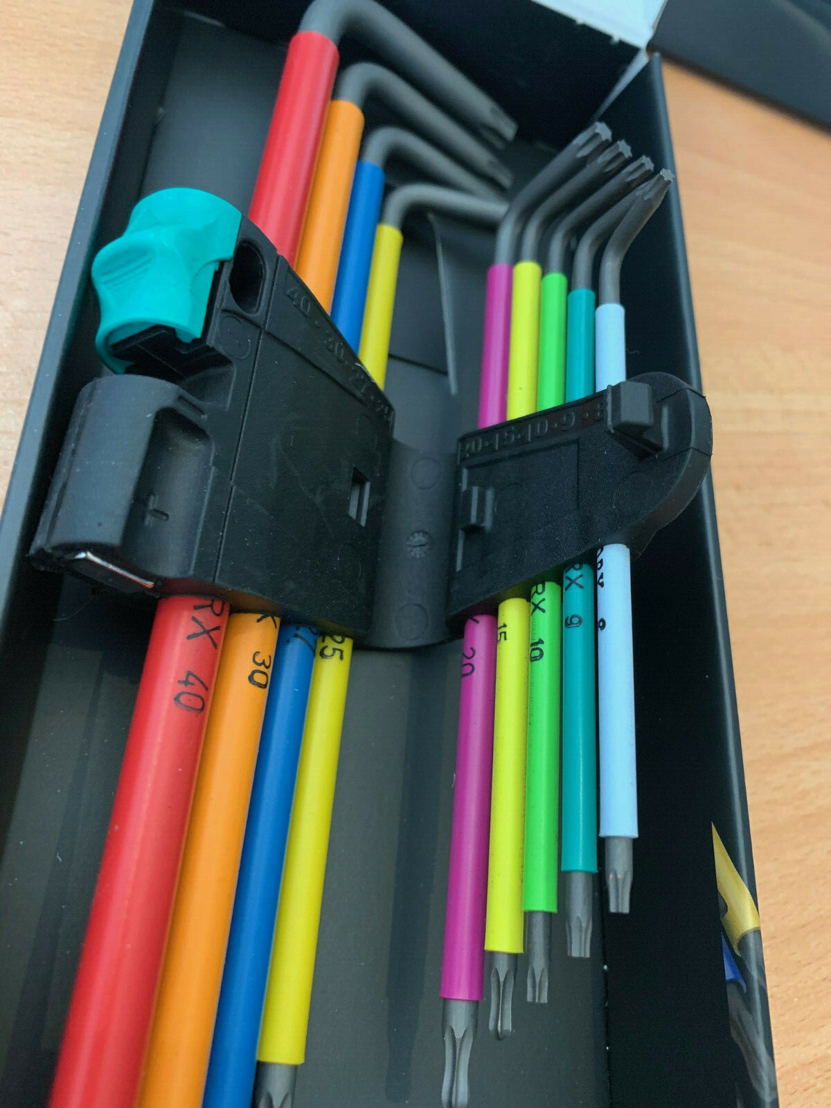 Wera Tools Colour Torx Star Set Extra Long T8 – T40 + Hex Allen Key Set 1.5-10mm
