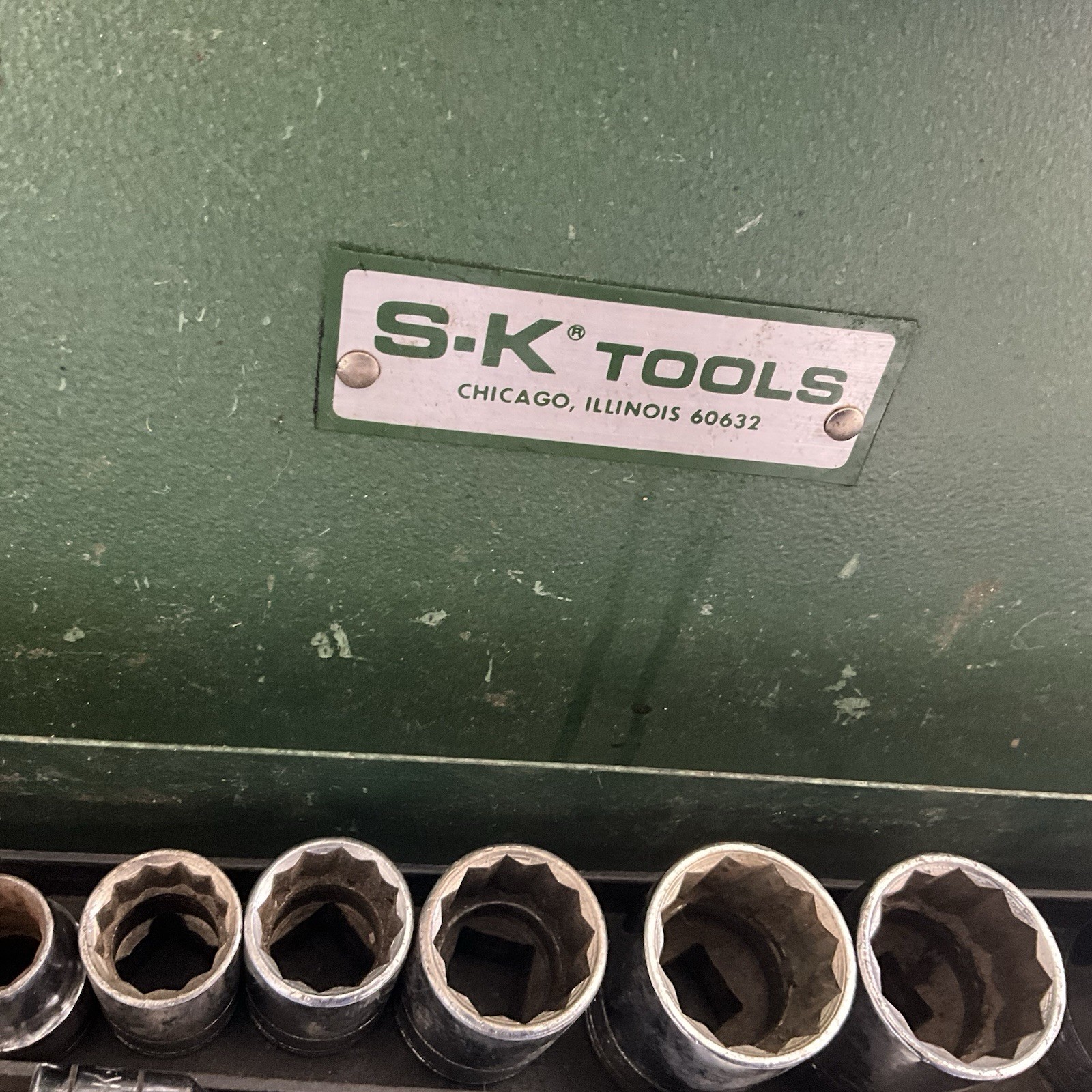 S-K Tools USA 1/2” Drive 29 PC Metric & SAE Socket Set W Metal Case