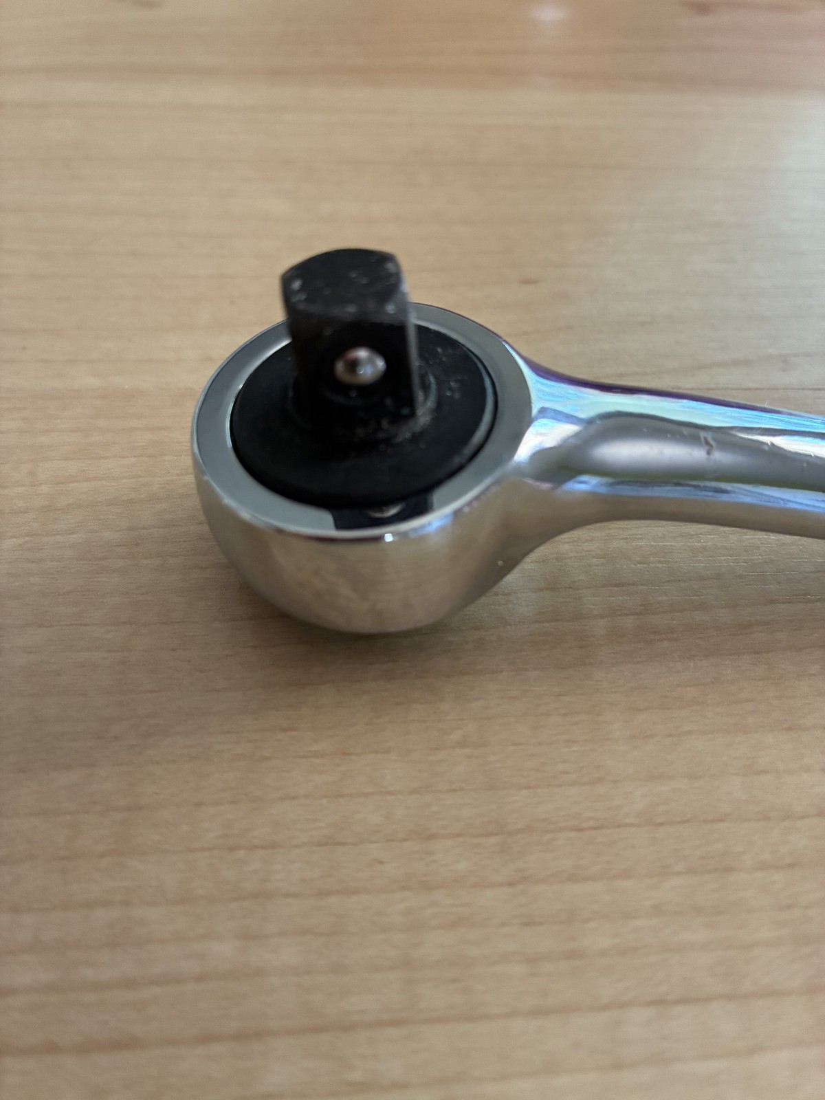 SK 3869 3/8″ Drive Fine Tooth Palm Control Angle Ratchet – Pre Owned