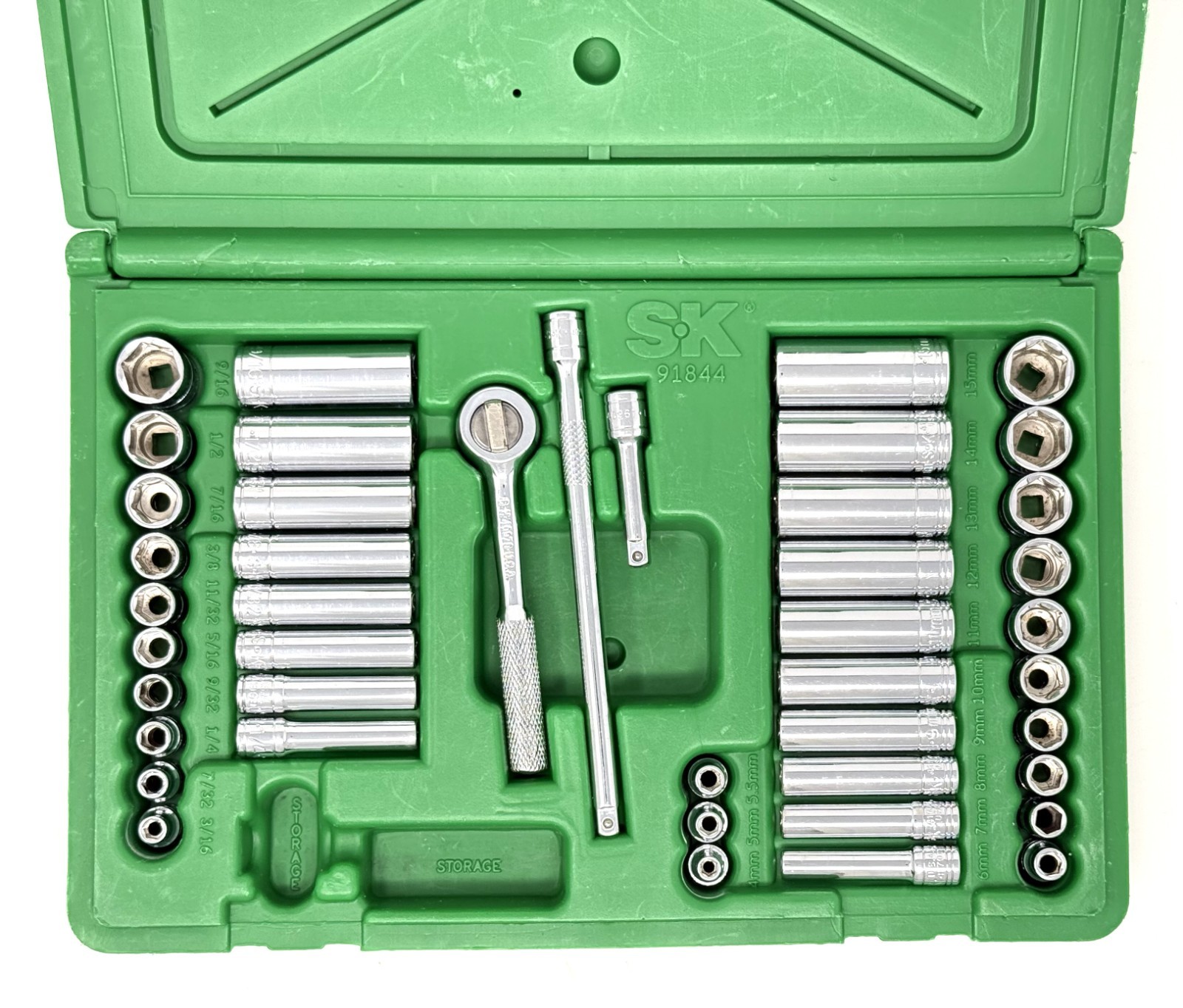 SK 91844 (91848) 1/4″ 44 Piece 6 Pt Standard & Deep Metric & SAE Socket Set