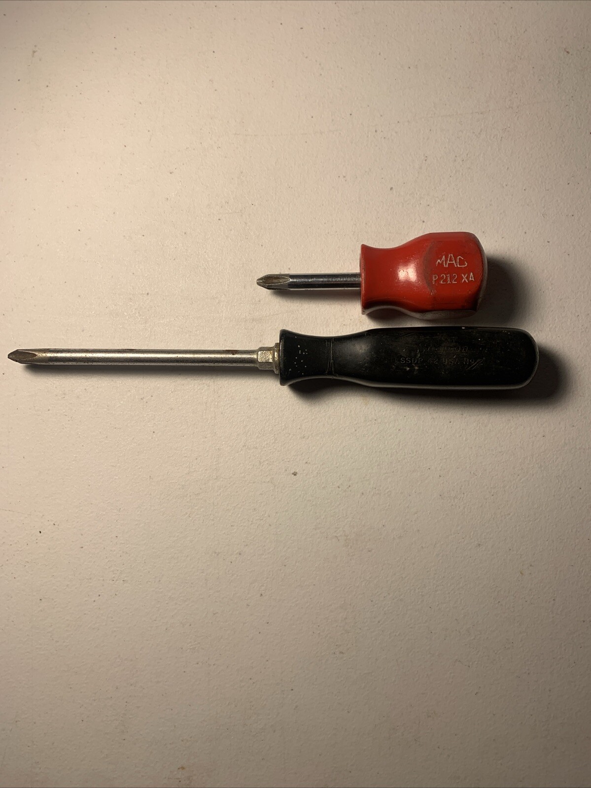 2 – Snap-on Tools Mac ToolsPhilips Screwdrivers SSDP42 #2 & P212 XA Hard Handles