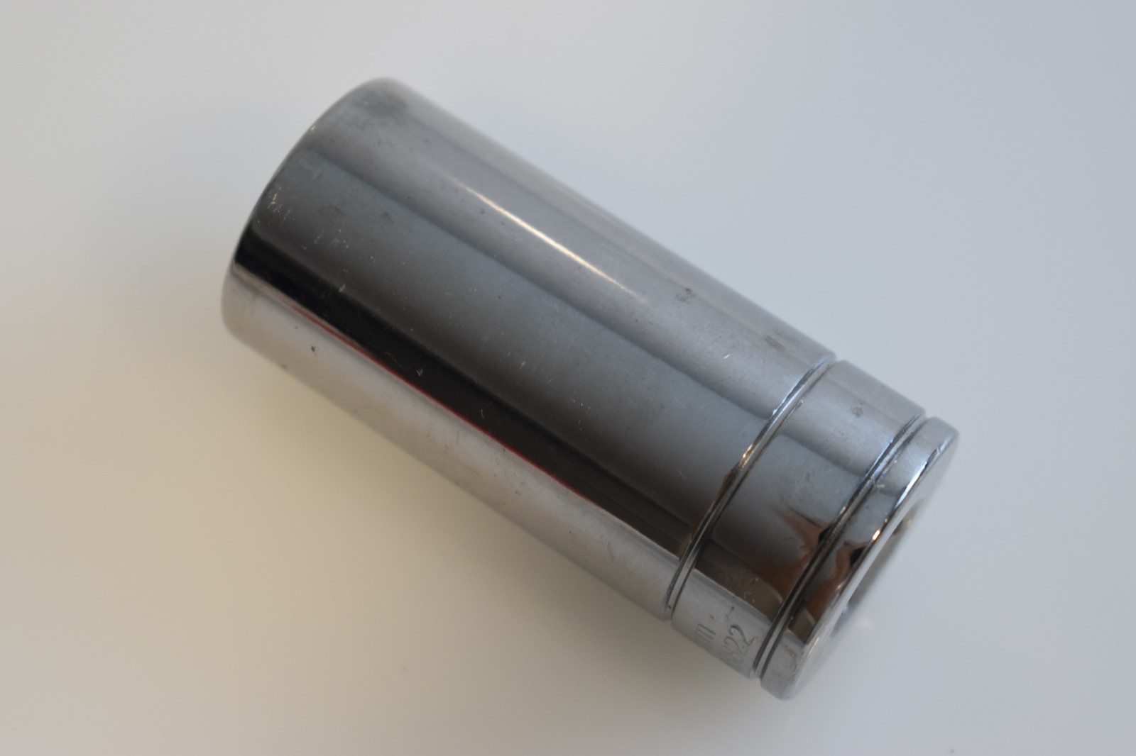 Blue Point Tools BLPLM3822 22mm Metric Deep Socket 3/8″ Drive 12 Point Chrome