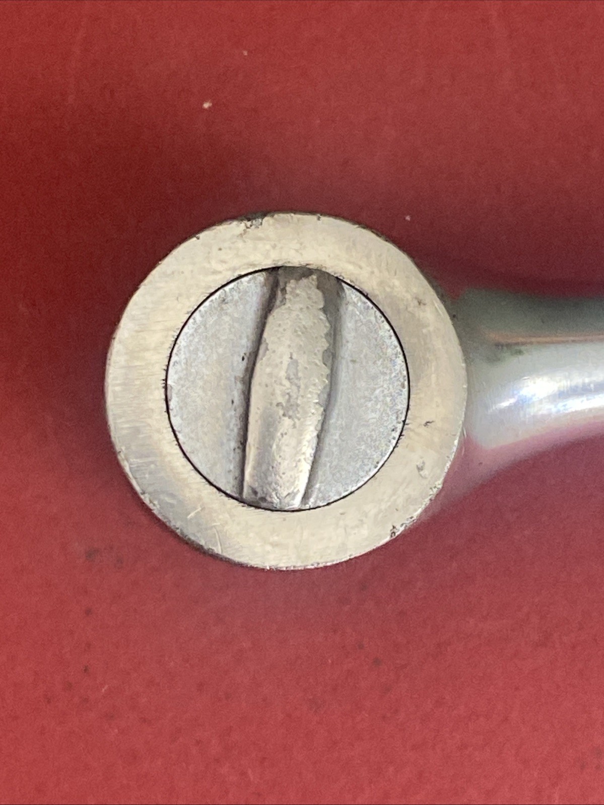 Vintage Mac Tools V8R USA Round Head Ratchet Fine-tooth 1/2” Drive Mechanic Tool