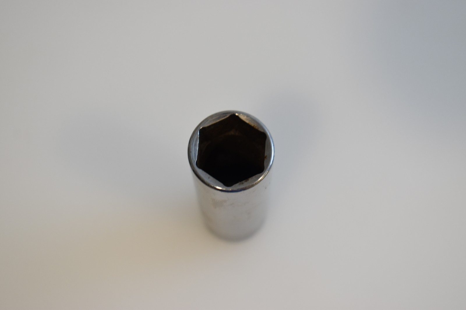 Snap On Tools SFSM16 16mm Metric Flank Drive Deep Socket 3/8″ Drive 6 point USA