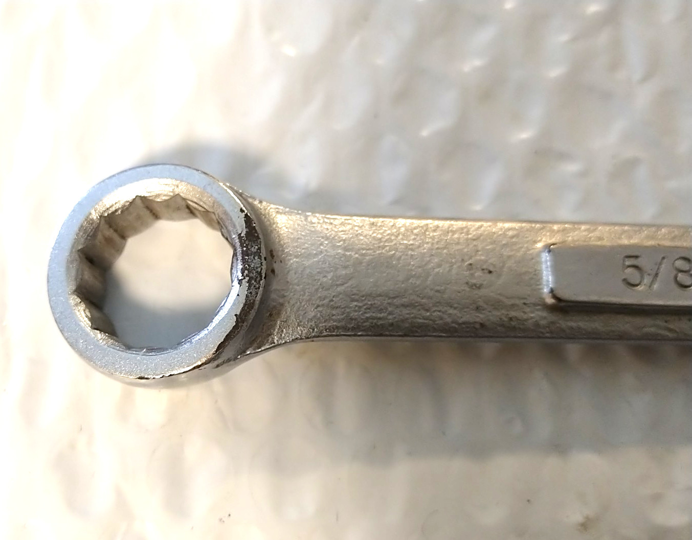CRAFTSMAN TOOLS USA VV44697, 5/8″ COMBINATION WRENCH, 7.75″ LONG, 12 POINT.