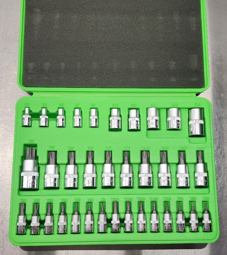 OEMTOOLS 25951 35 Piece 1/4″, 3/8″ and 1/2″ Drive Star / Torx Bit Set