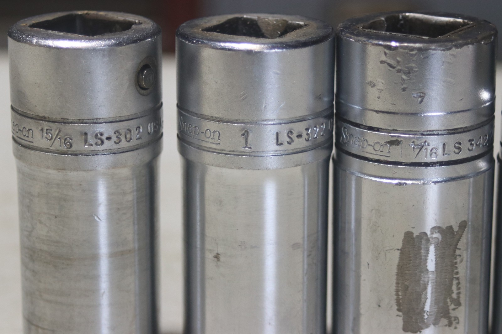 Lot of 5 Snap On 3/4 Inch Drive 6 Point Deep Sockets 15/16 – 1-1/4