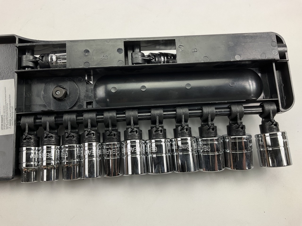 Gearhead GH4253 3/8″ Drive Metric Socket &Ratchet Handle Set, 14-Piece