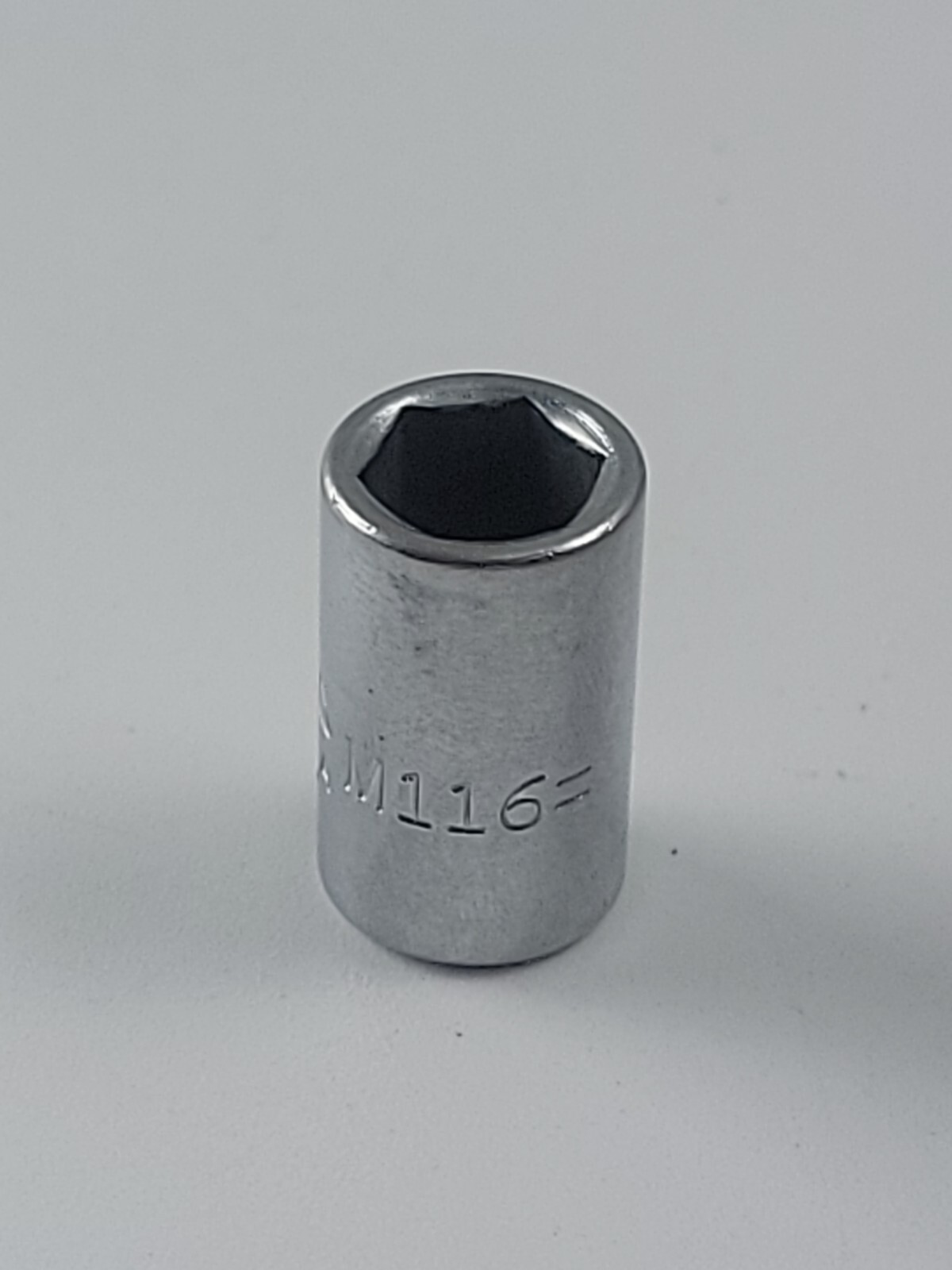 Mac Tools USA M116 11/32″ SAE Shallow Socket 6 Point 1/4″ Drive Chrome Finish