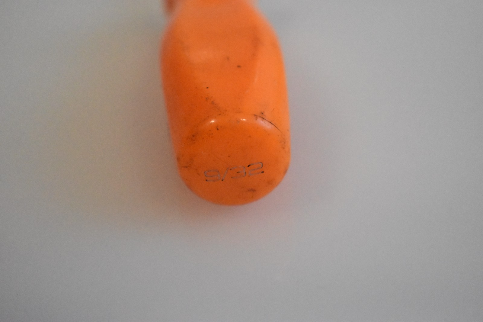 Snap On Tools NDD109AO 9/32″ SAE Nut Driver Hard Plastic Orange USA