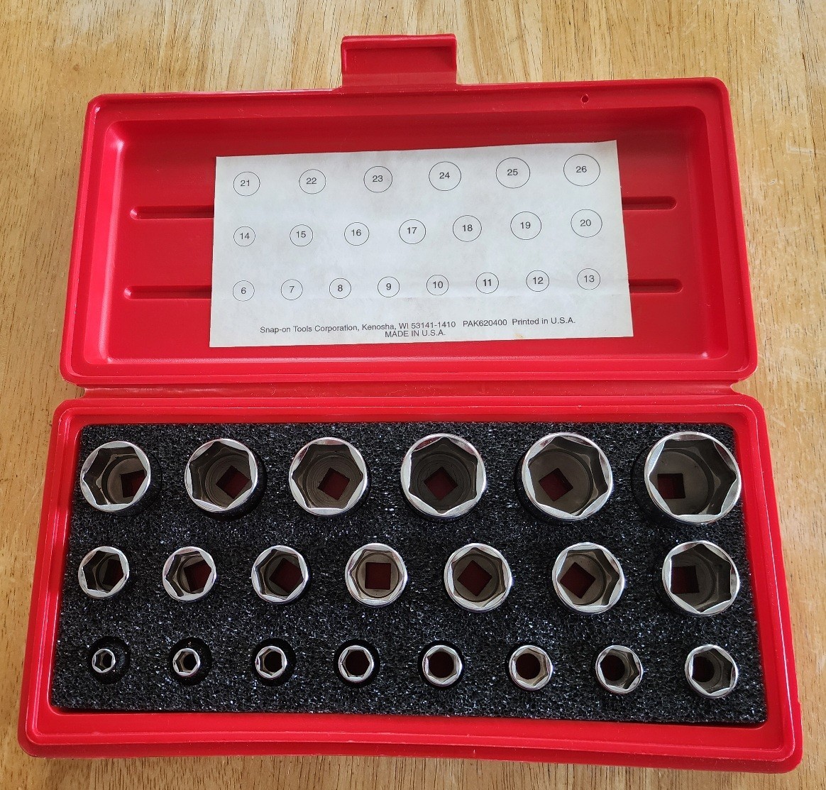 New Old Stock Snap-on 3/8″ dr 6mm-26 mm 21-pc 6 pt Shallow Socket Set PAK620400