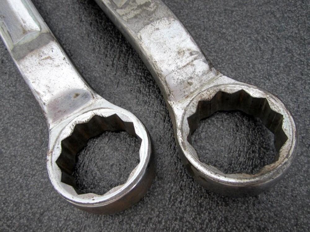 Vintage Snap-on 1-3/8″ x 1-1/2″ & 1-7/16″ x 1-5/8″ Box End Wrench XV4448 XV4652