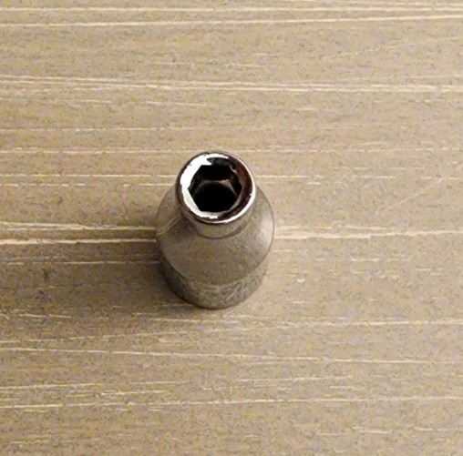 Craftsman USA 4mm Socket 6 Point 1/4″ Drive -V- 43505 (Bottom Knurl)