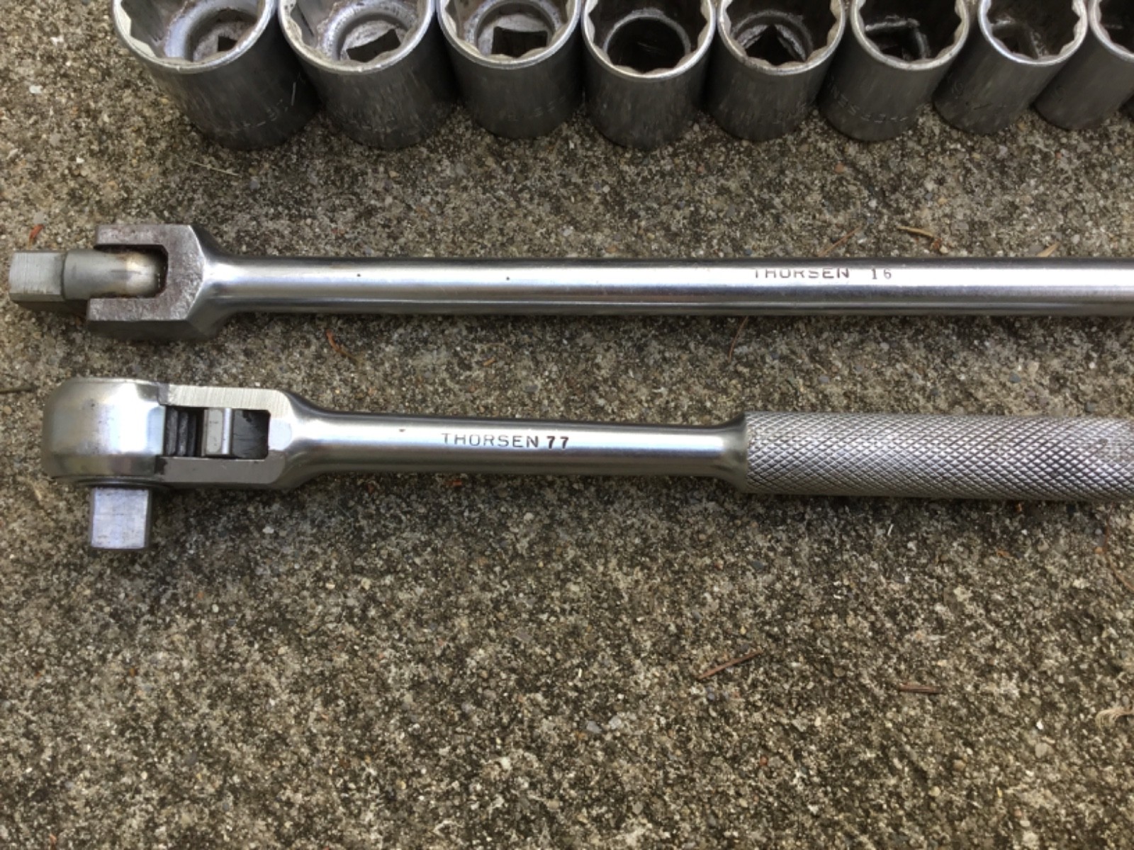 VTG Thorsen 13 Piece 1/2″ Drive SAE Socket Set Ratchet-Breaker Bar-Sockets
