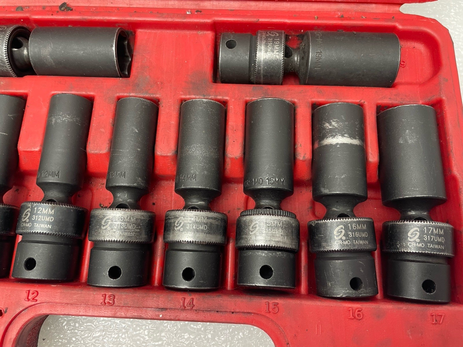 SUNEX TOOLS 6 POINT DEEP UNIVERSAL IMPACT FLEX SOCKET SET 3/8″ UMD 10-19mm
