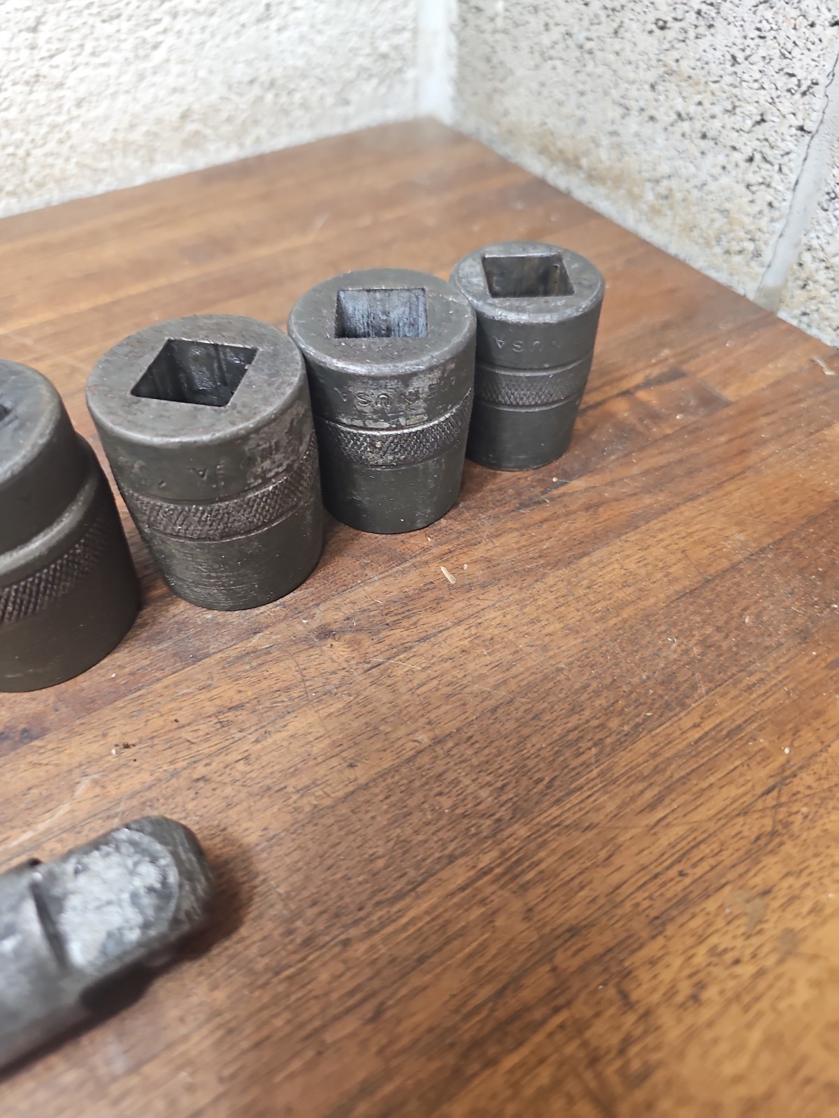 S41- 11 vinage BONNEY 3/4”dr Sockets + 2 extensions