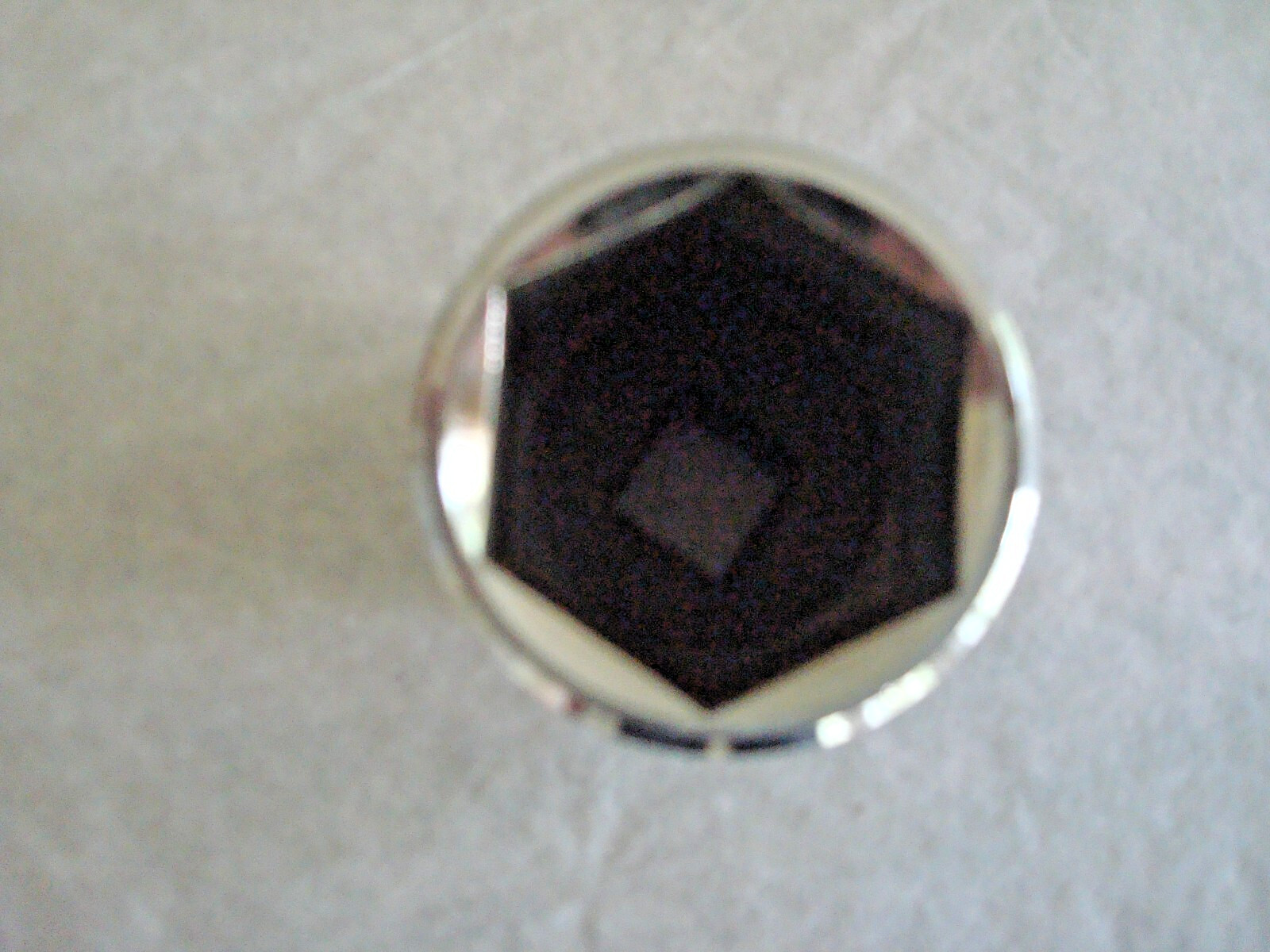 MAC Tools 1-1/4″ 6 PT Socket #V406, 1/2″dr, Made in USA