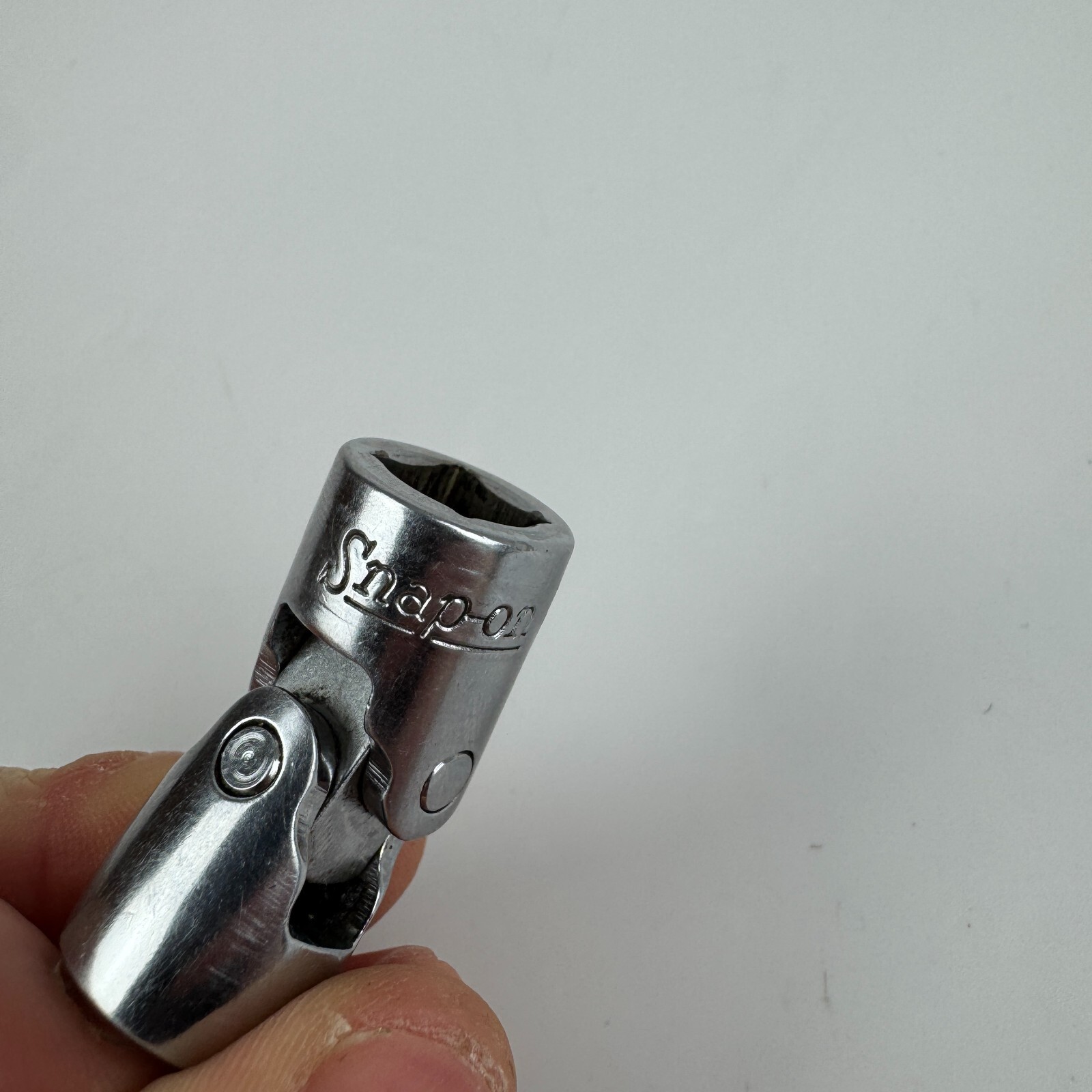 Snap On Tools FVU14 7/16″ SAE Shallow Universal Socket 3/8″ Drive 12 Point USA