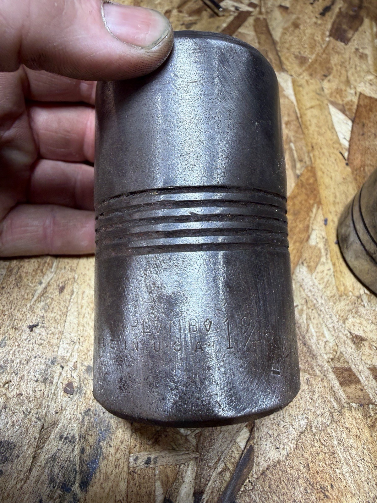Four Vintage Plomb 3/4 Drive Sockets And A 6 Inch 3/4 Vintage Extension Bar