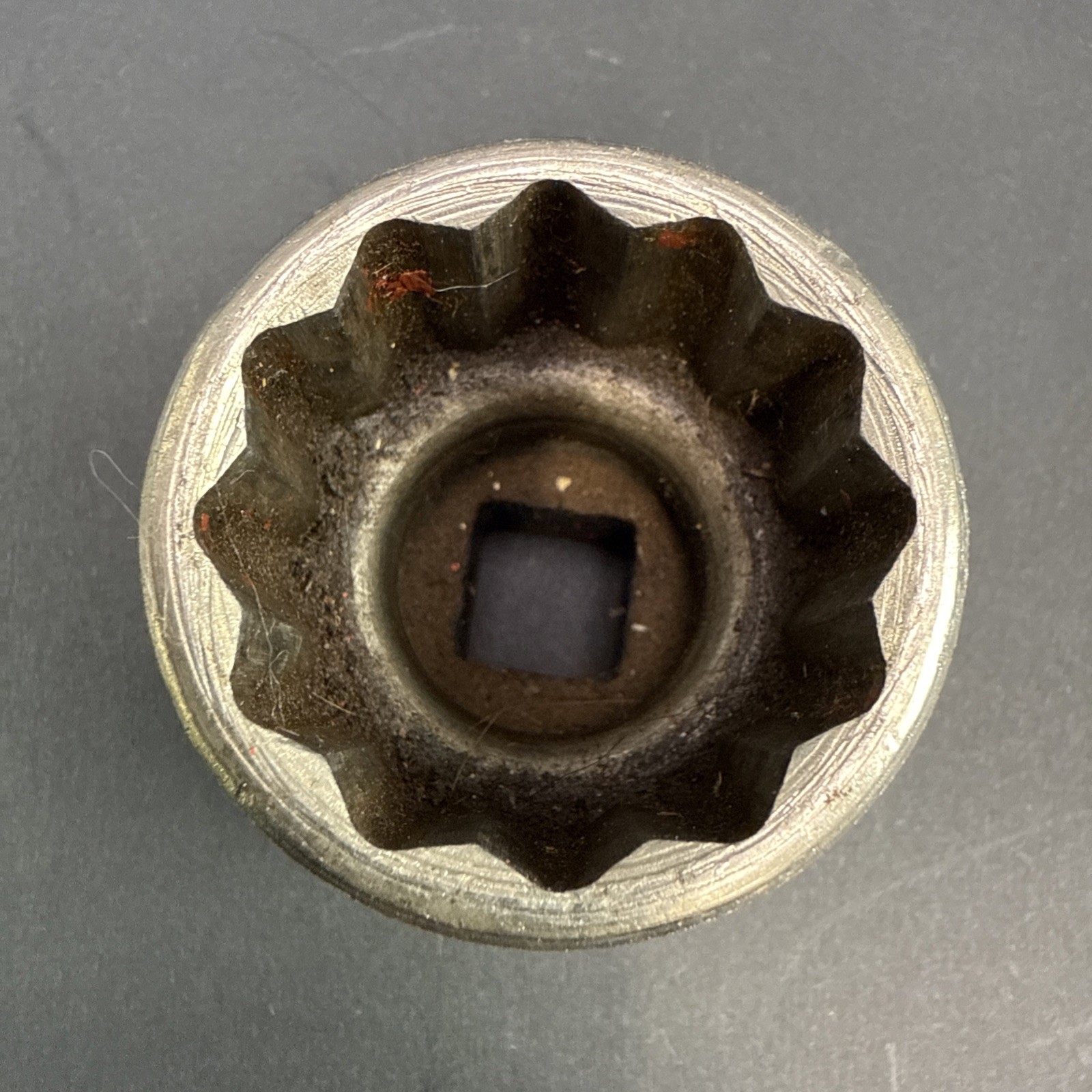 Snap On SW381 1/2″ Drive 12 Point 1-3/16″ Shallow Socket