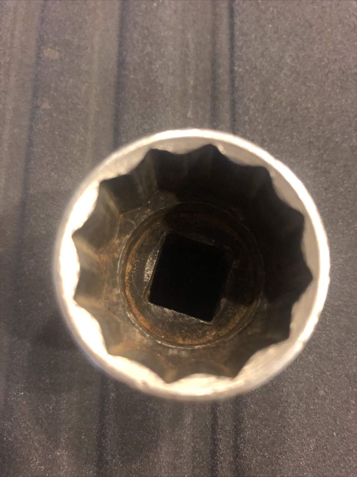Snap-on SW-320-1/2 1″ 12pt 1/2″ Drive Socket