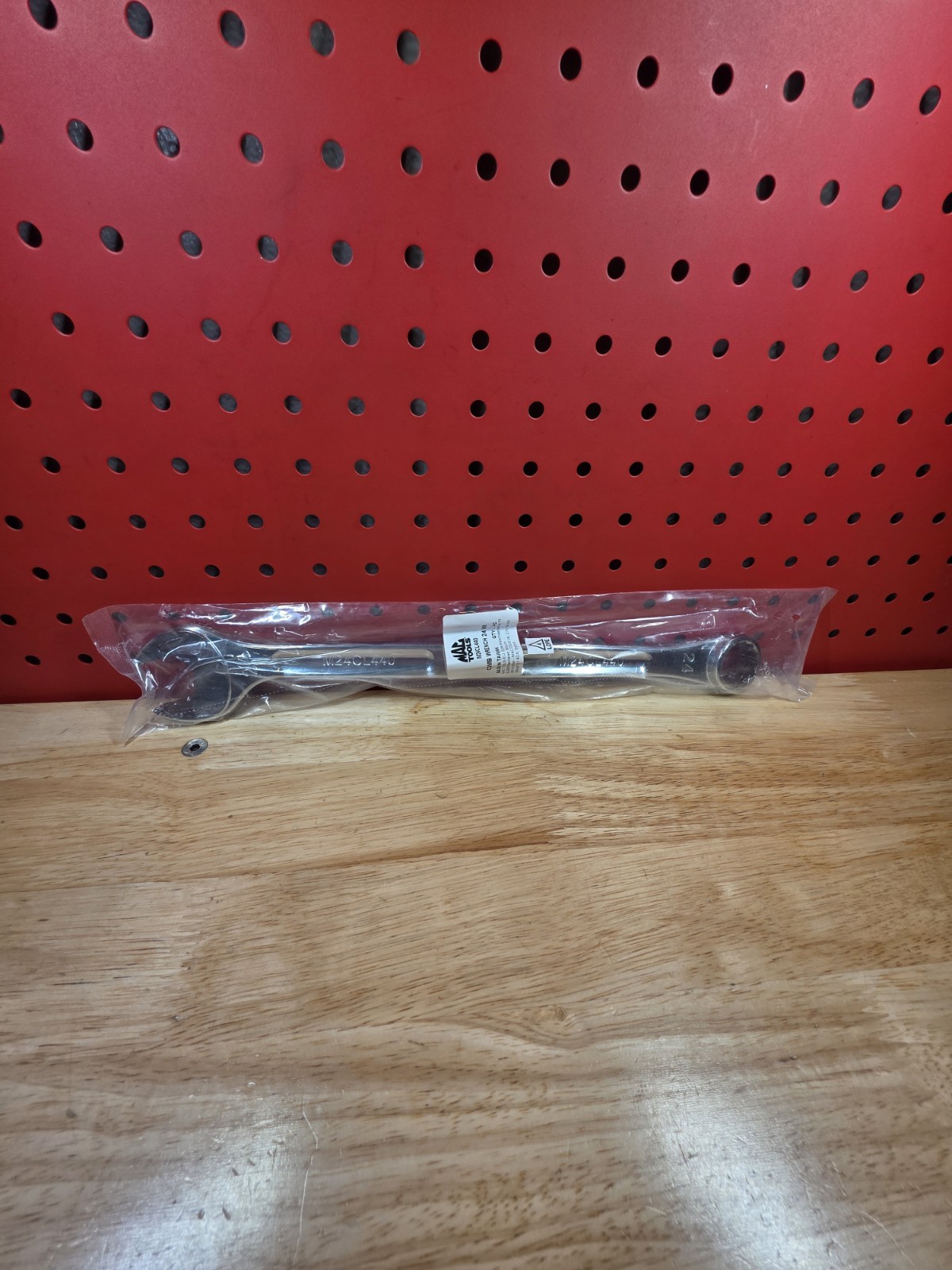 Mac Tools NEW M24CL440 24mm Precision Torque 12-Point Chrome Combination Wrench