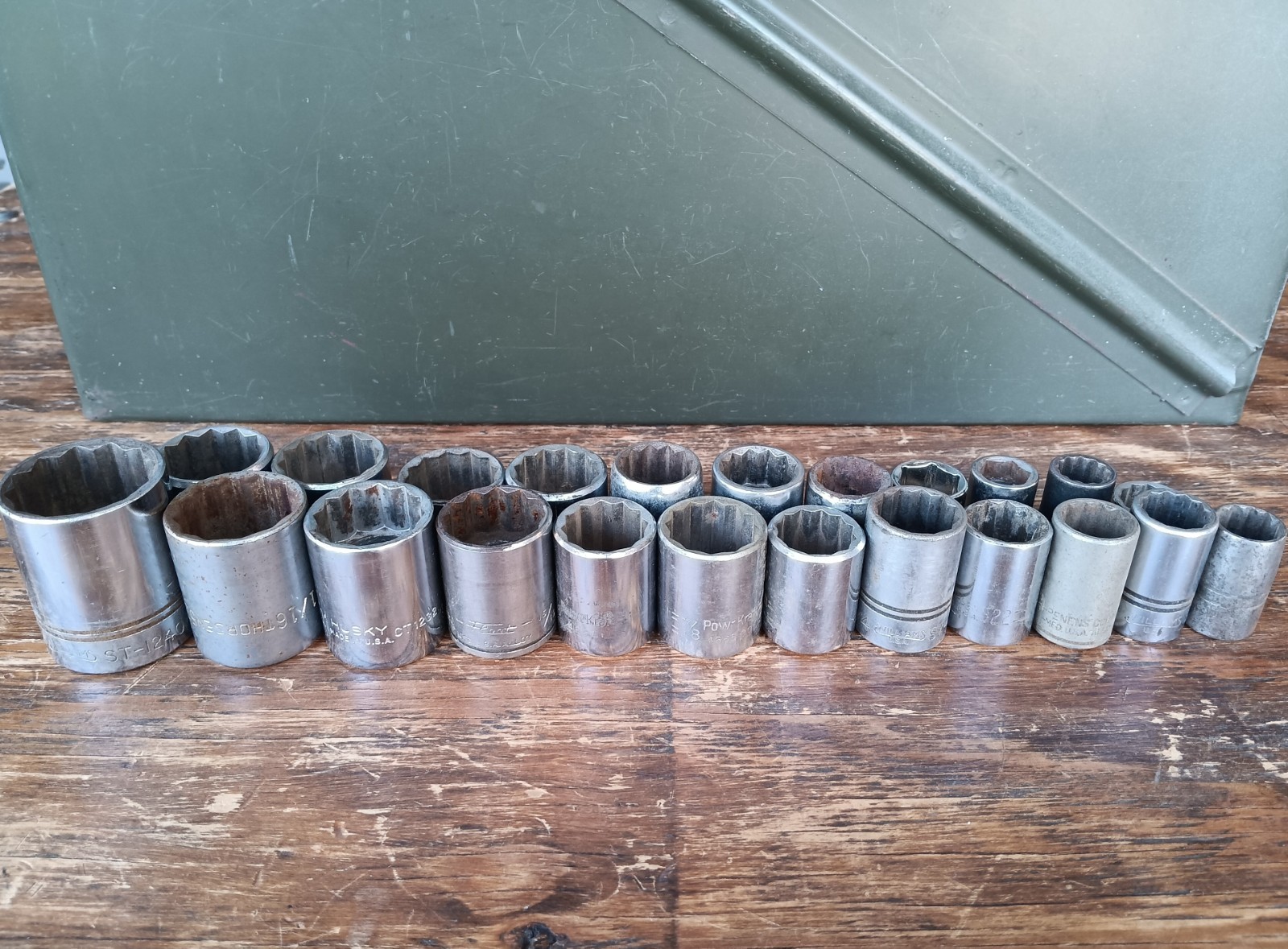 S-K, Williams, Powr-Kraft Socket Set 1/2″ Drive SAE ~Mixed USA ~Vintage 23pc Lot