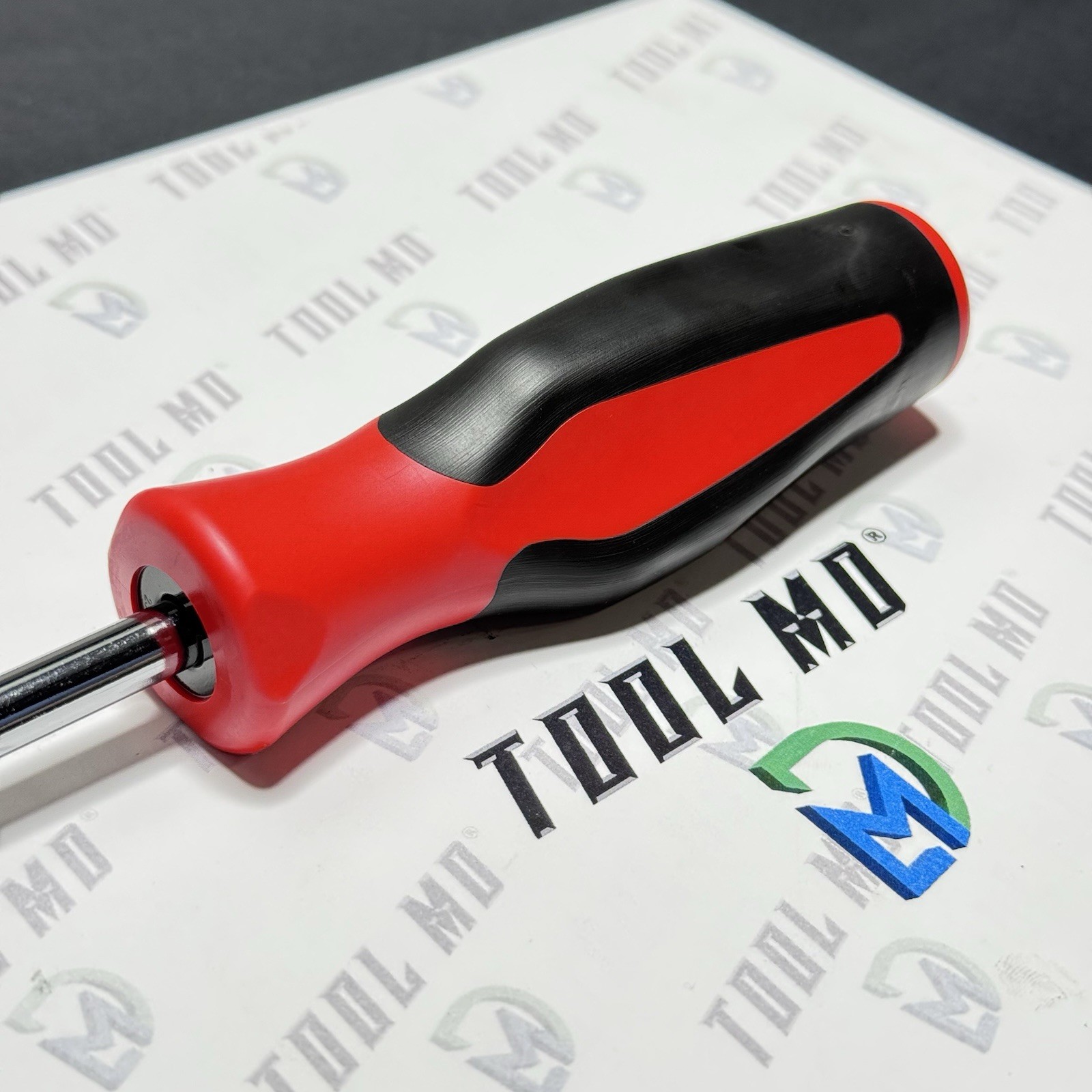 Snap-on Tools USA NEW RED 1/4″ Drive Soft Grip Standard Shank Driver SGT4B