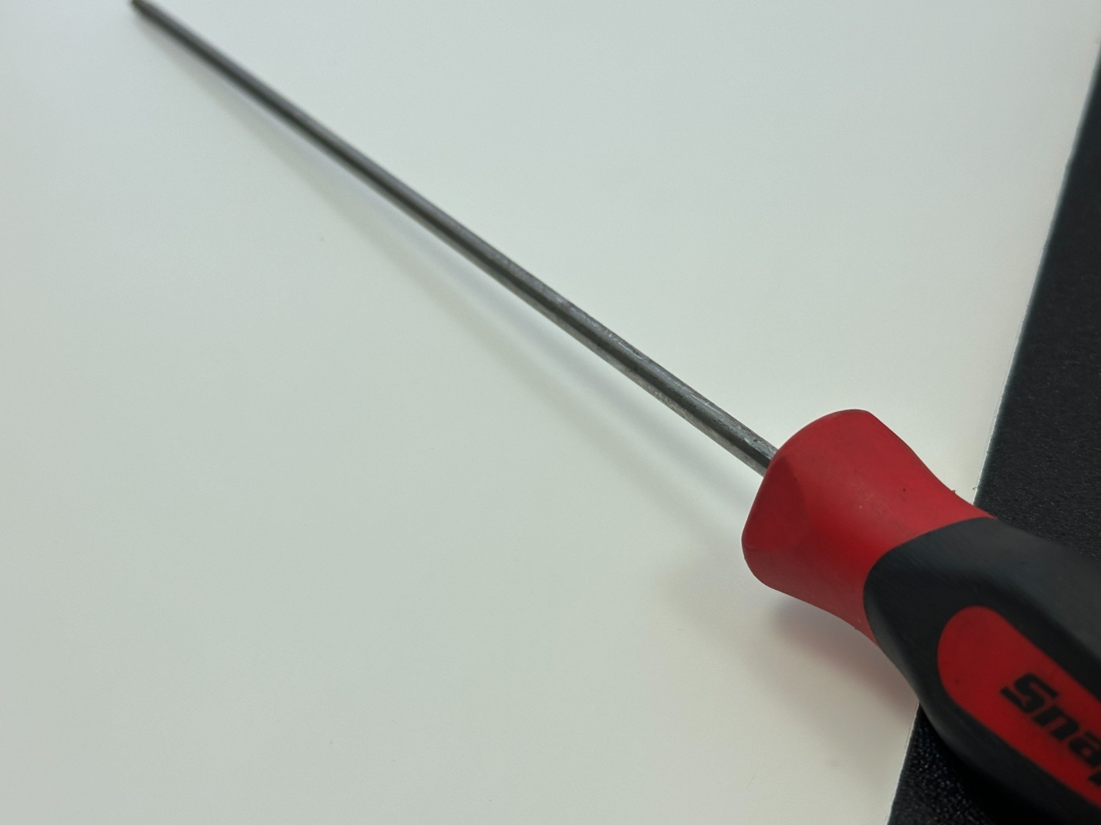 🇺🇸 Snap On Tools USA SGDTX1020B Long T20 Torx Screwdriver, Red Soft Grip