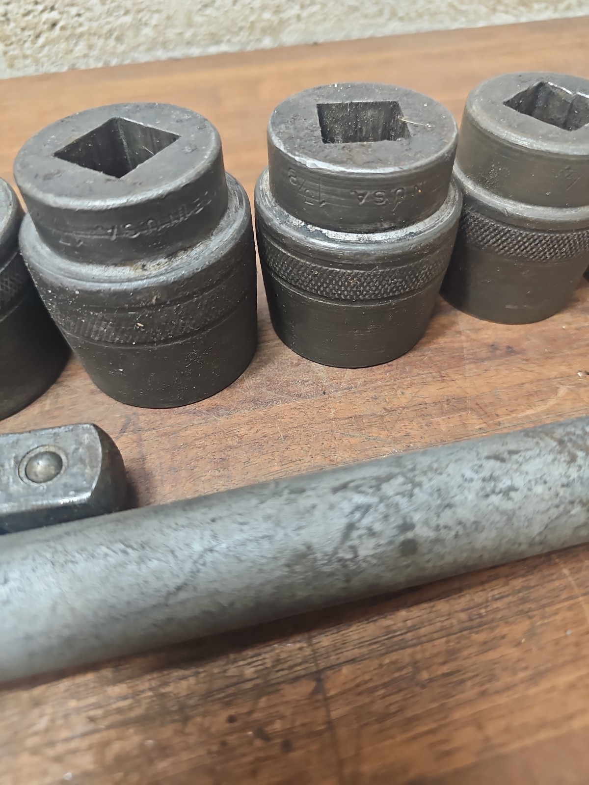 S41- 11 vinage BONNEY 3/4”dr Sockets + 2 extensions