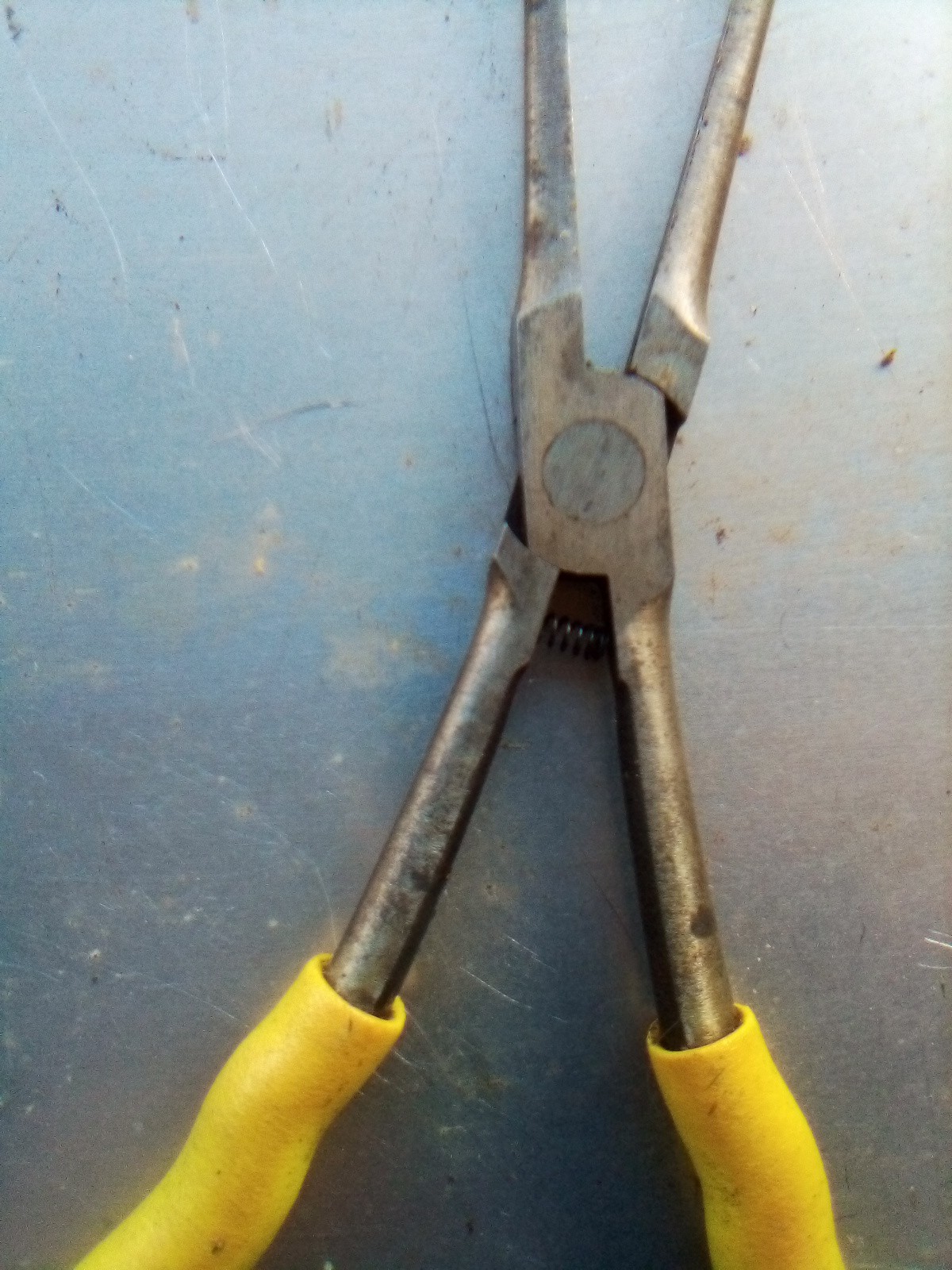 Mac Tools P6TNN-Y Needle Nose 7 In Yellow Handle Pliers Lot 1019