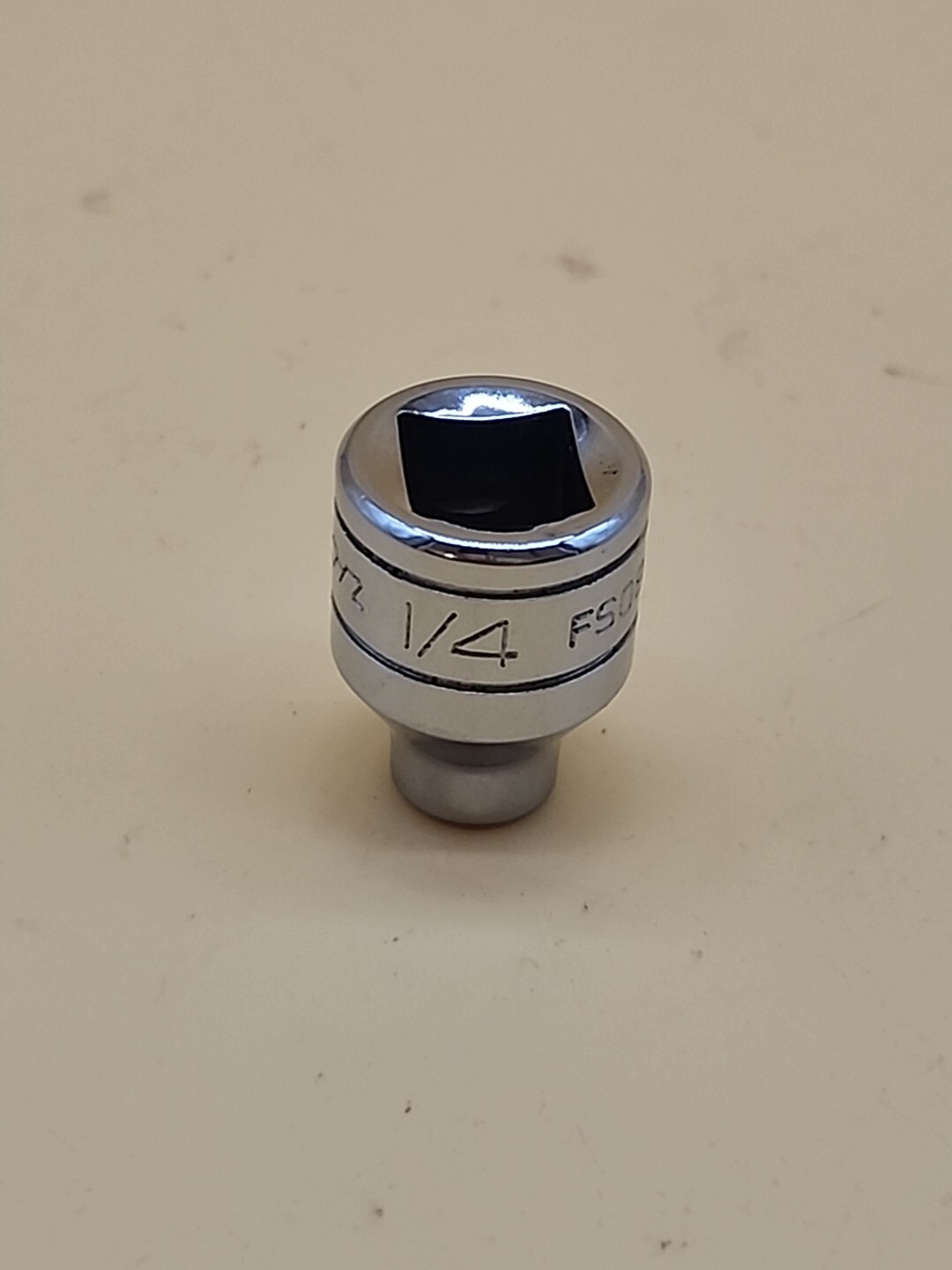 Snap-on Tools FS081 3/8″ Drive 1/4″ Shallow Socket 6pt USA