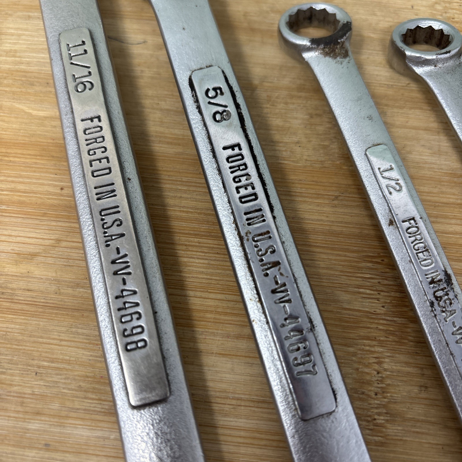 Lot 6 Craftsman Combination Wrenches USA 12pt,VV 1/4″, 11/16, 1/2, 7/16,5/8, 3/8