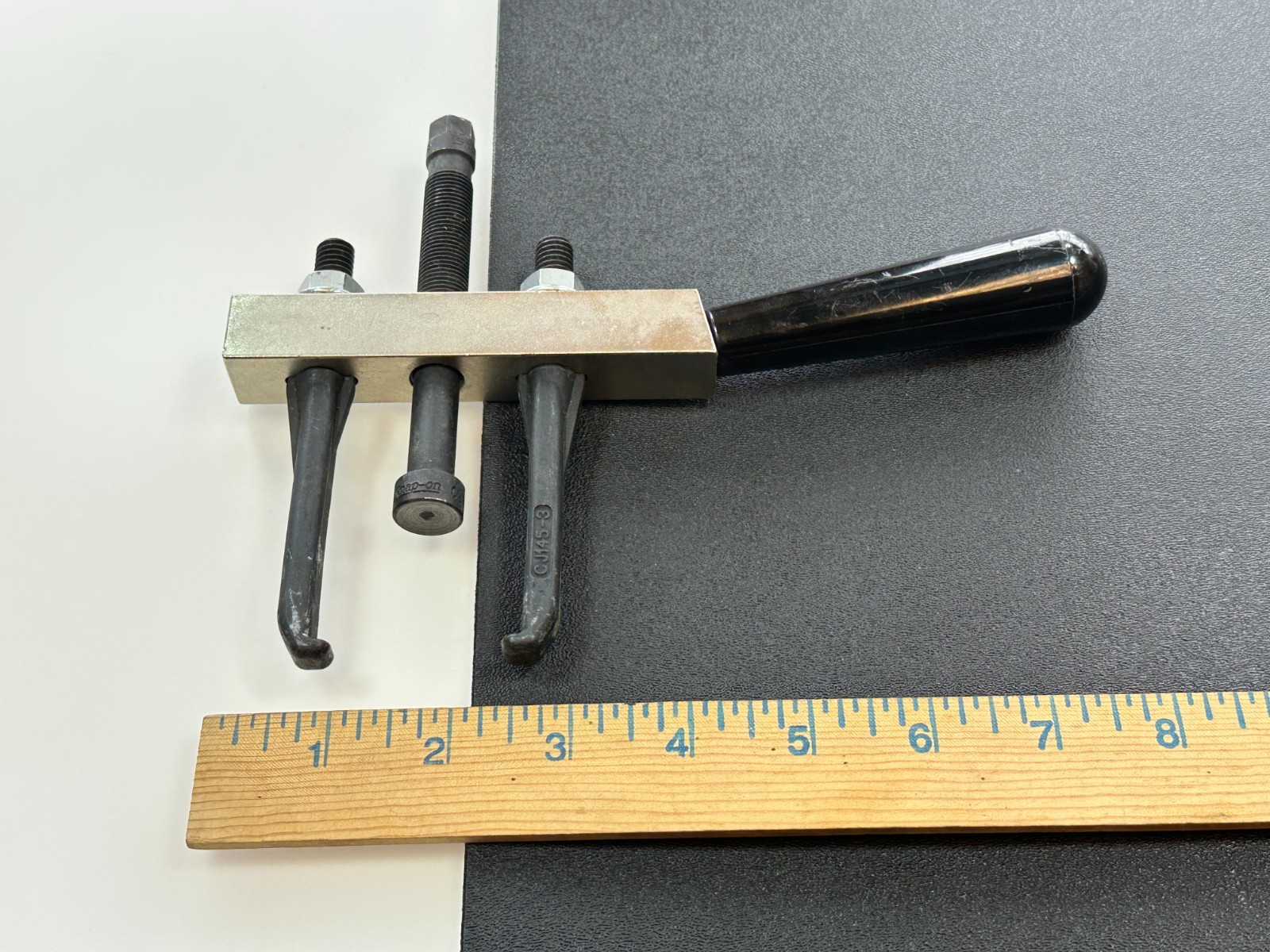 Snap-On Tools USA CJ145 Steering Wheel Puller, Black Grip, For GM Vehicles