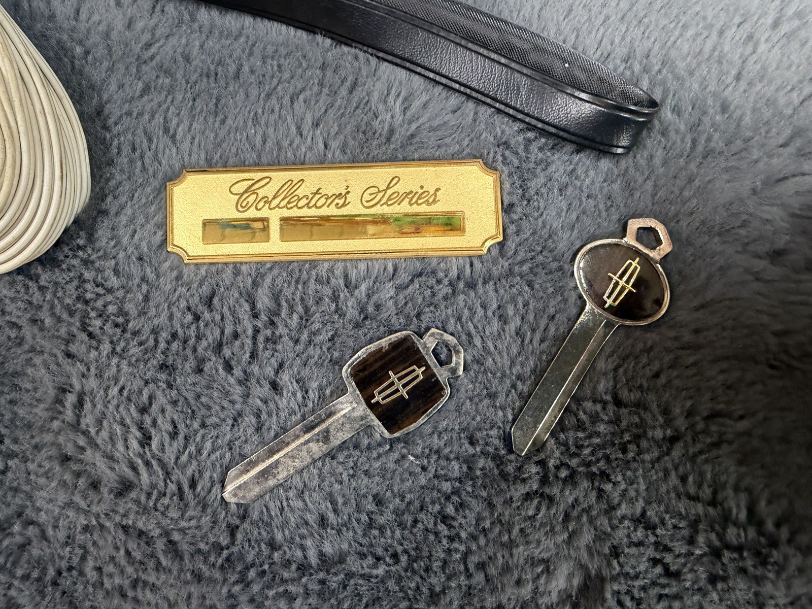 1979 Lincoln Continental Mark V Collector Series Tool Kit Keys Umbrella Garage