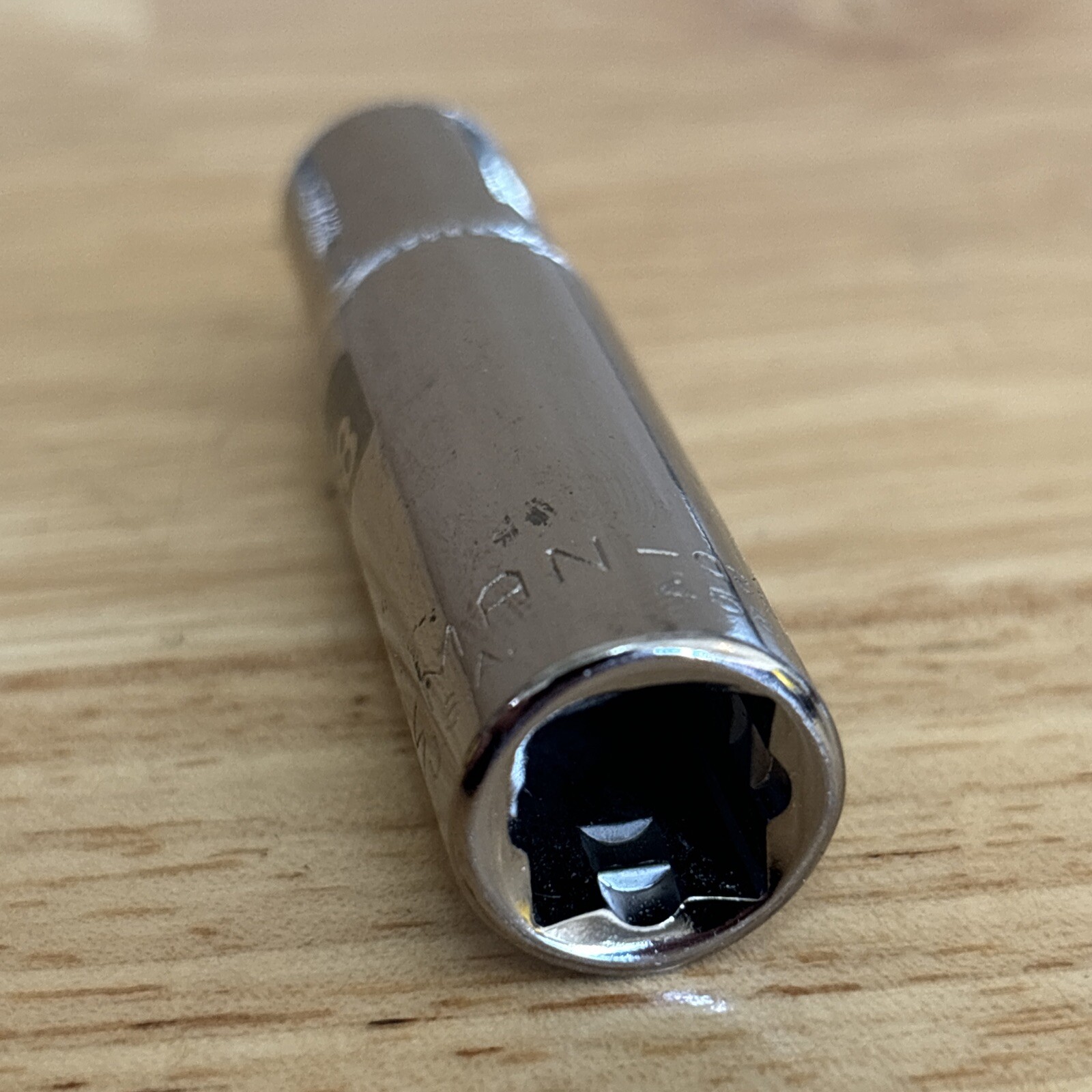 Craftsman 3/8″ Deep Socket 3/8″ Drive 6 Point Easy Read G2D 45835 USA