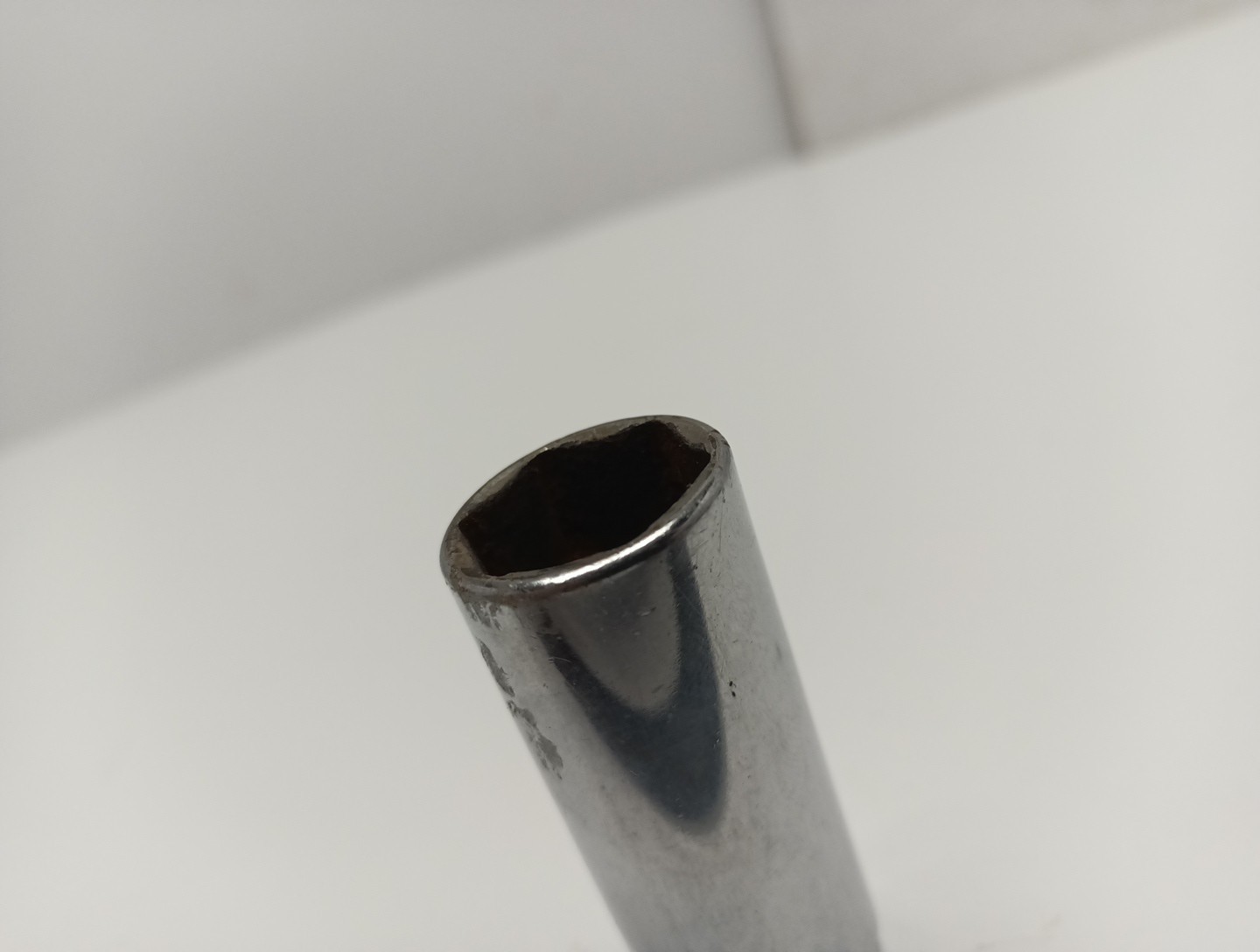 Snap On Tools SFSM18 3/8 Dr 6Pt Metric 18mm Flank Dr Deep Chrome Socket USA