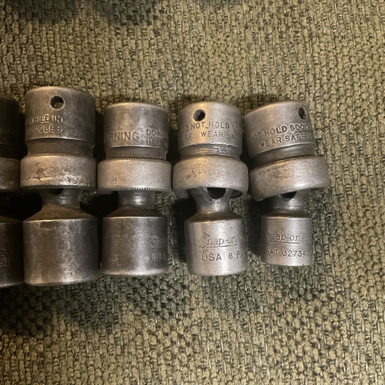 15 pc 1/2″ Drive & 3/8” Drive 6-Point Flank Drive Impact Swivel Socket