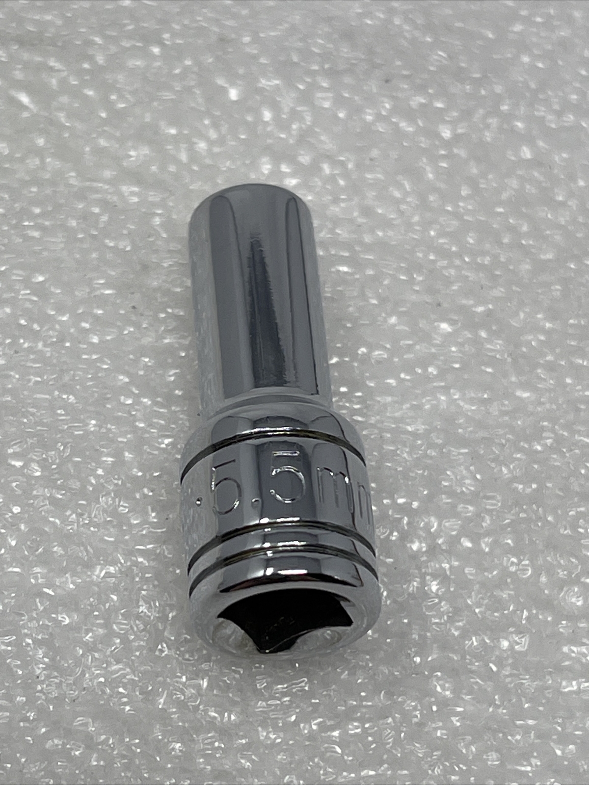 5.5mm SK Hand Tools 1/4″ Drive, 6 Point, Semi-Deep Metric Chrome Socket, 41675