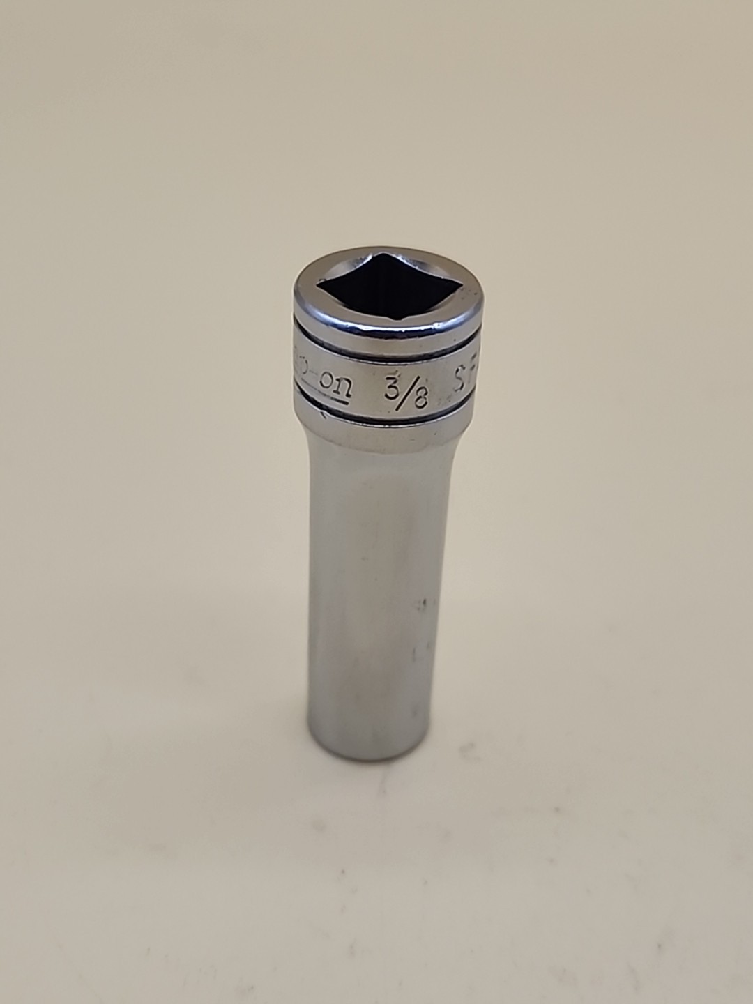 Snap-On Tools SFS121 3/8″ 3/8″ Drive 6 Point SAE Deep Socket USA