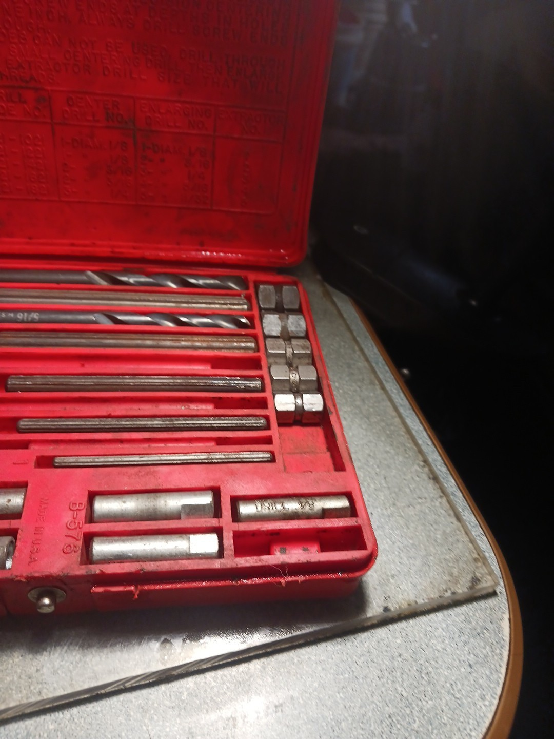 MAC Tools SE10 Screw Extractors Set 22 Pieces Red Hard Case Incomplete USA