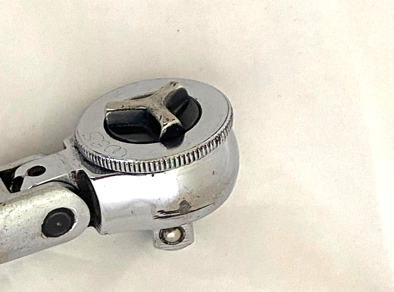 Vintage CRAFTSMAN 94378 Stubby 3/8″ Drive Flex Head Thumb Wheel Ratchet