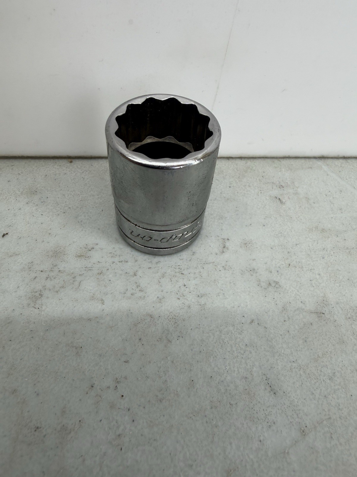 SW-261 Snap-On 1/2” Drive 13/16” 12 Point Flank Drive Shallow Socket