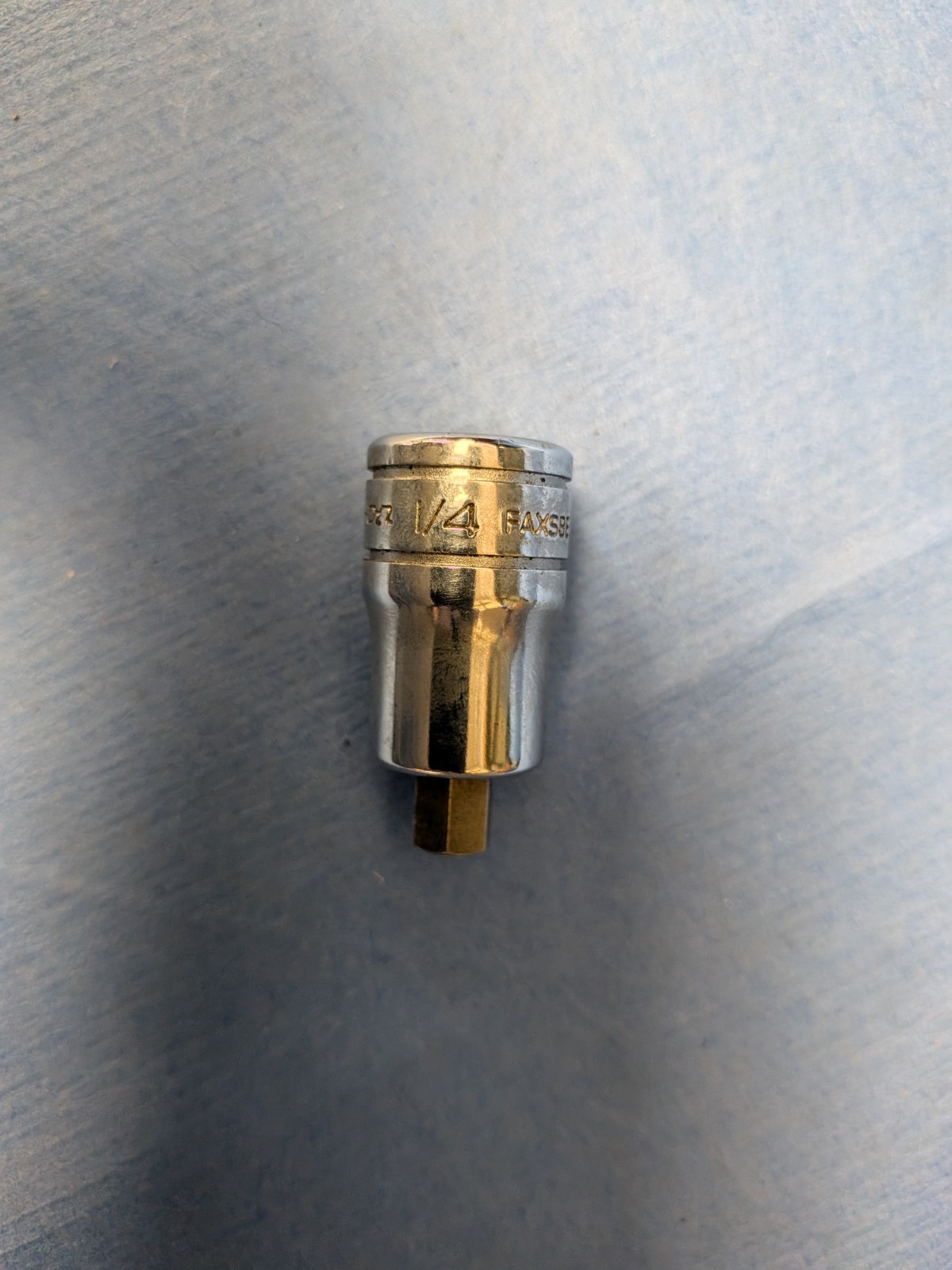 Snap-on Tools USA 3/8″ Drive 1/4″ Stubby Hex Bit Driver Socket FAXS8E, Pre-owned