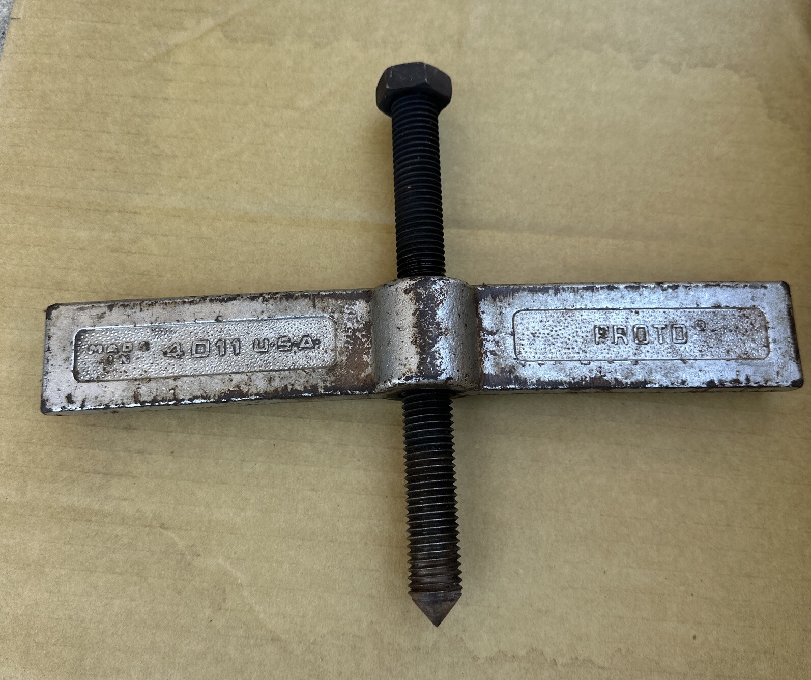 PROTO NO. 4011 PULLER ARM WITH SCREW only