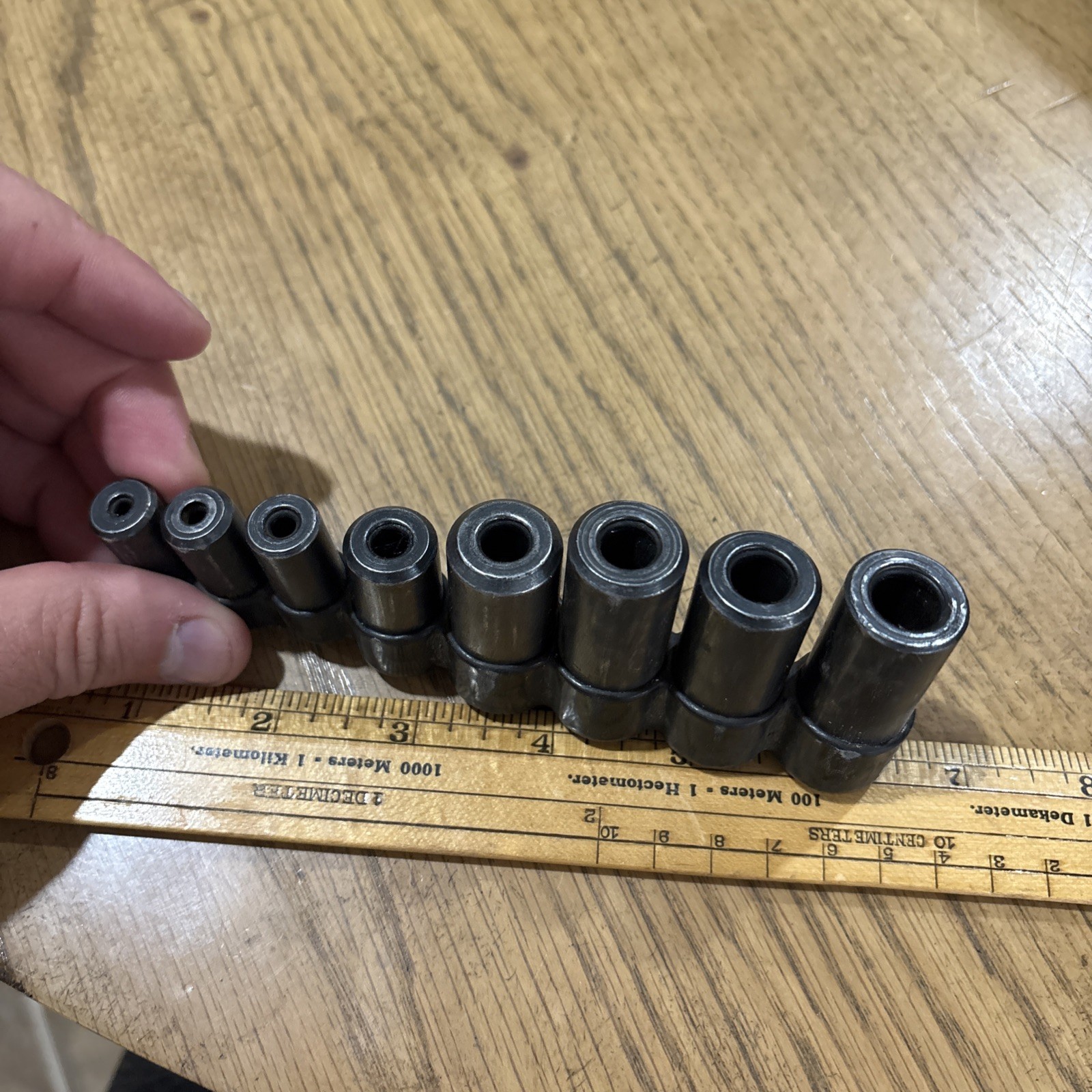 Lisle 70500 8 Piece 1/4″ & 3/8″ Drive Tap Socket Set