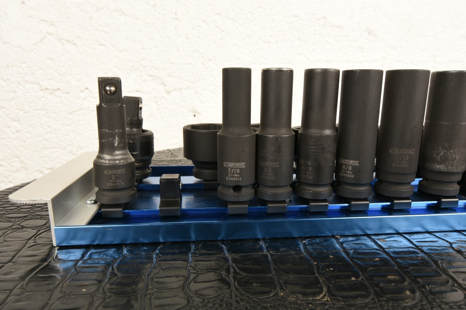 Mac Expert 28Pc 1/2″ Drive Deep & Standard Impact Metric Socket Set E041641 READ