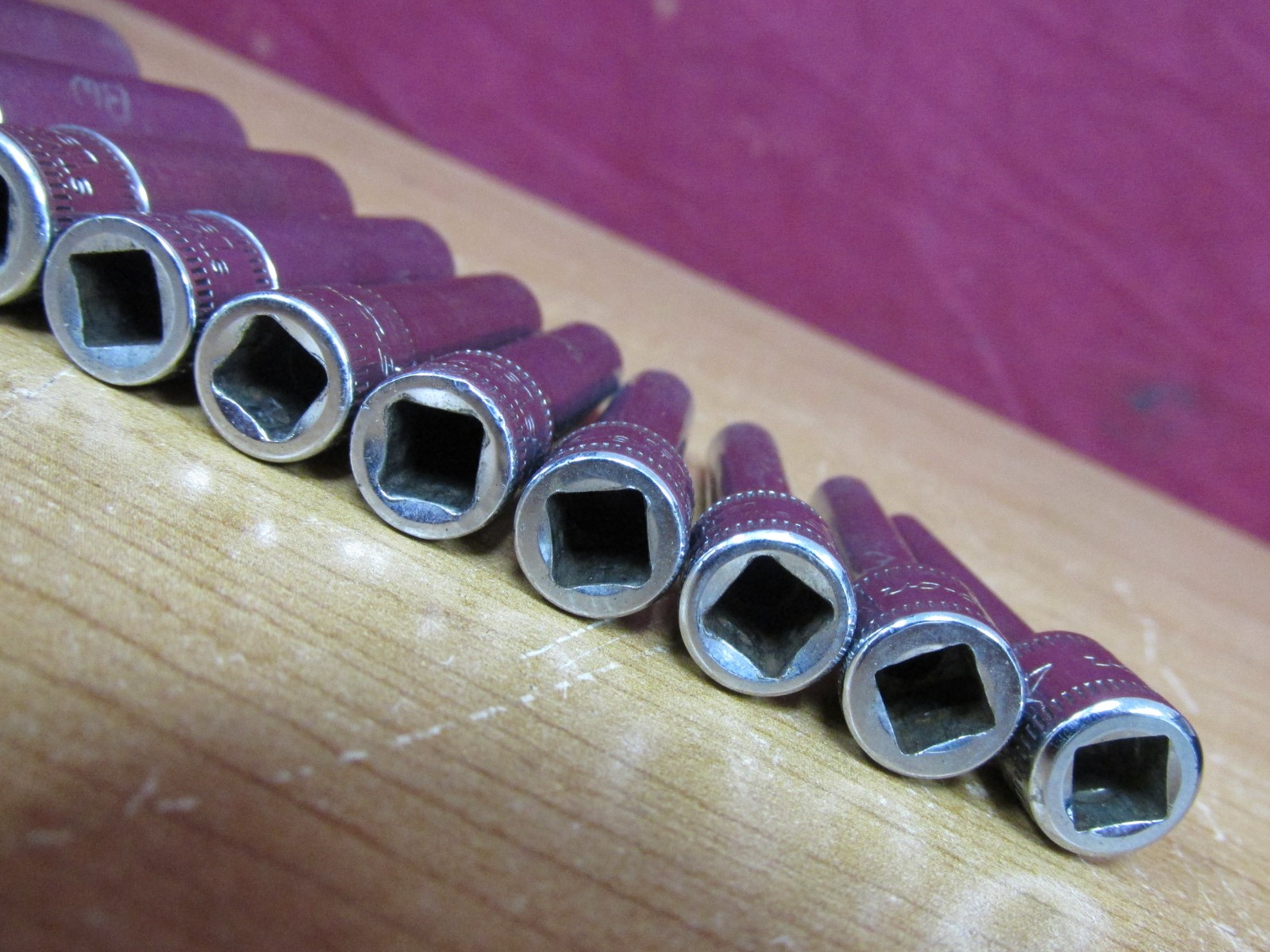 Snap On 25pc 1/4″ Dr 6pt METRIC Flank Drive Deep & Shallow 4-15 mm Socket Set