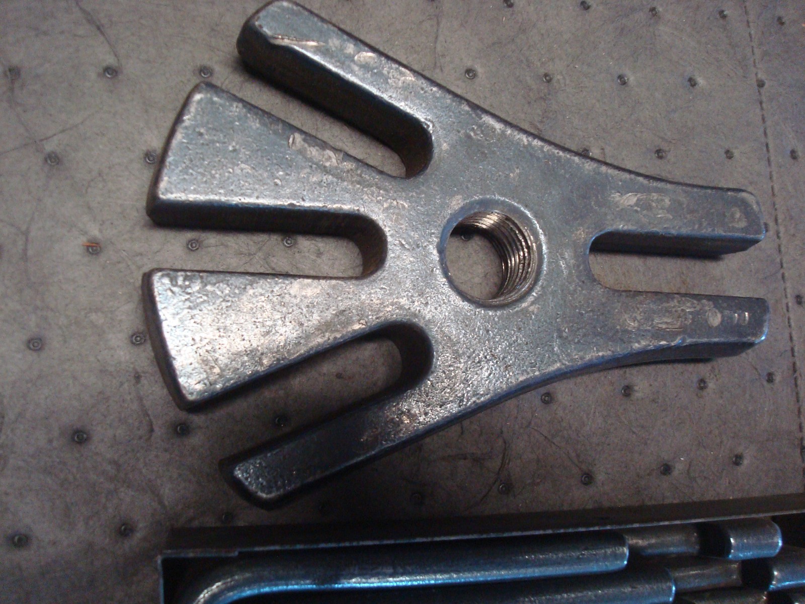 Plomb 4001 (Plvmb / Plumb / Proto) 3 Leg Puller set with Vintage Box!