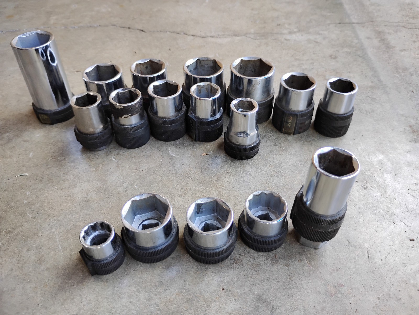 17 Rare Craftsman 1/2″ & 3/8″ Drive Black Band Stainless Steel Socket Set SAE